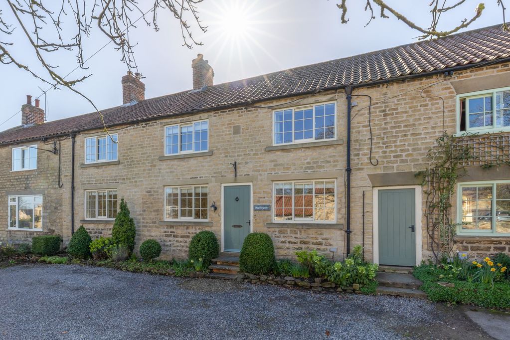3 bedroom Cottage Under Offer