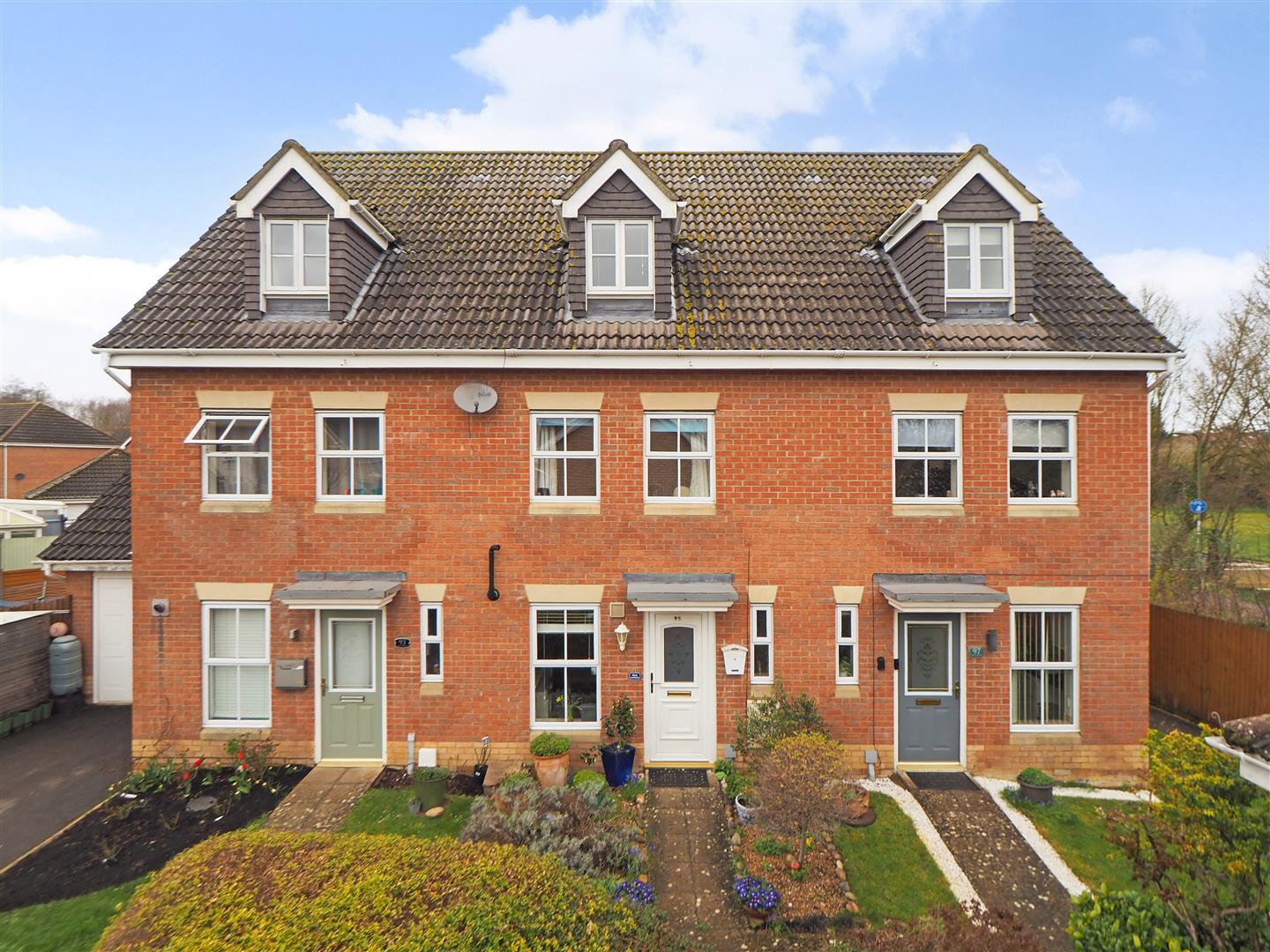 3 bedroom Terraced House Under Offer