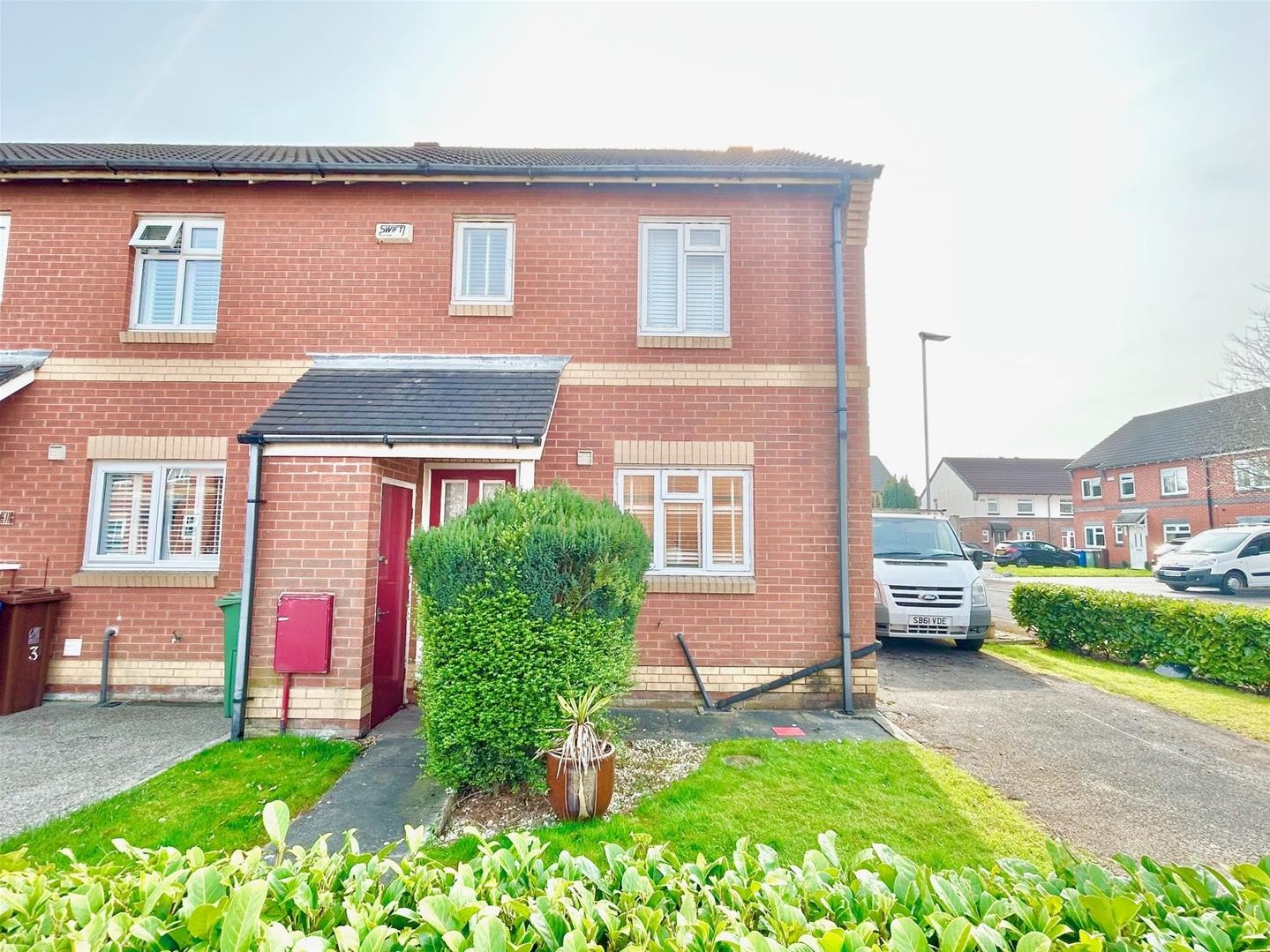 2 bedroom House (unspecified) Under Offer