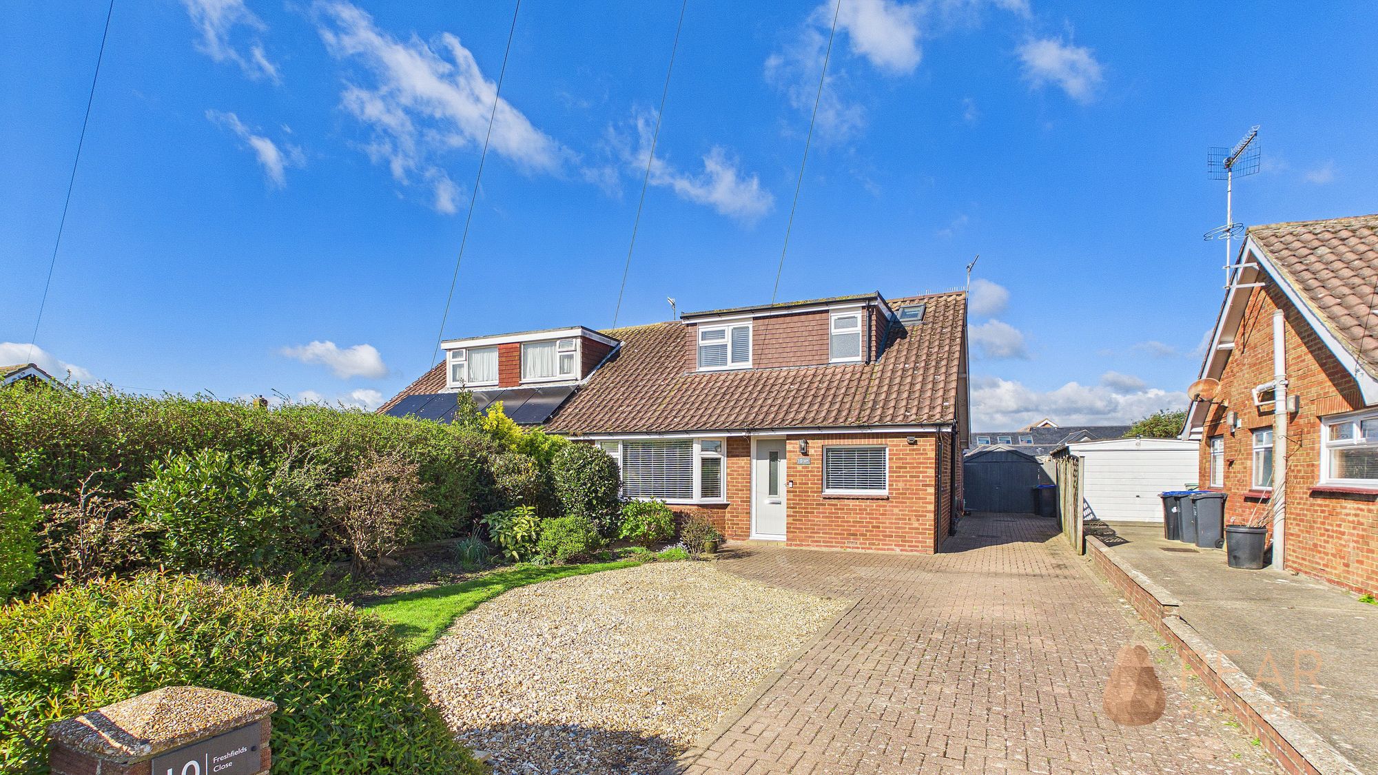 4 bedroom Semi-detached house For Sale