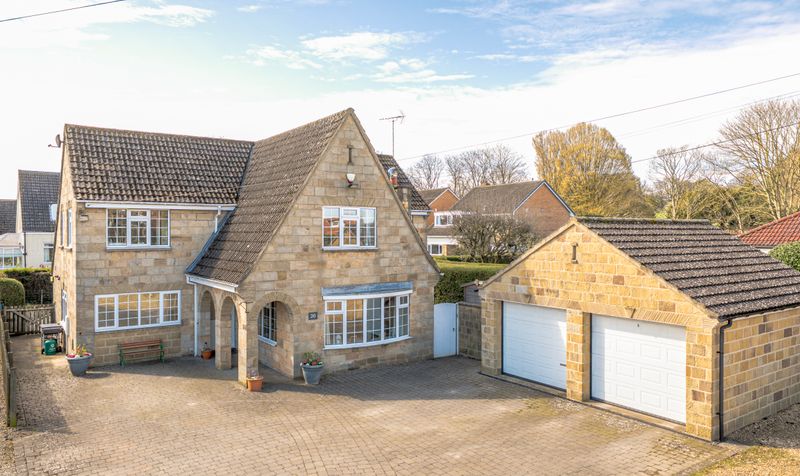 5 bedroom Detached house For Sale