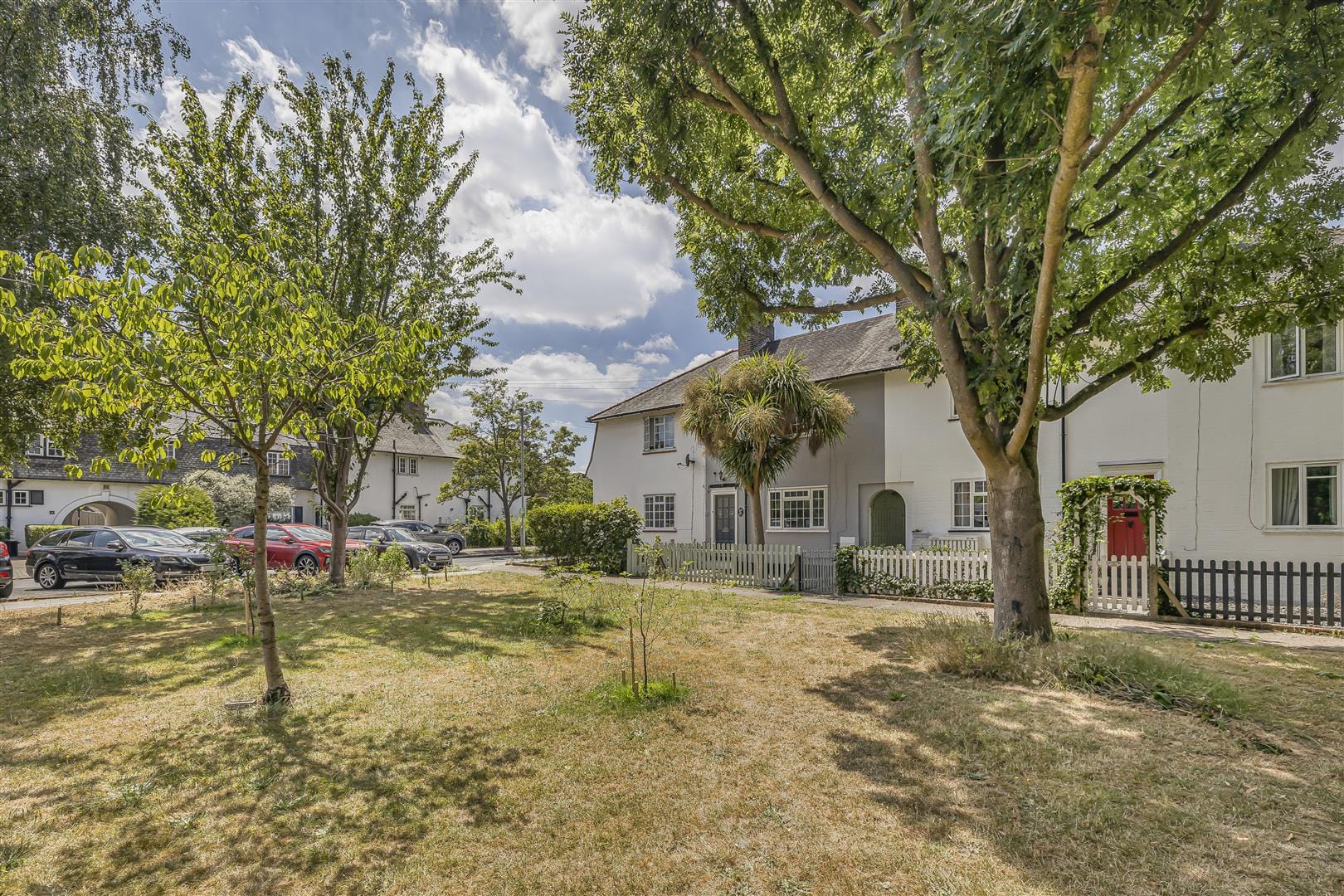 2 bedroom  For Sale