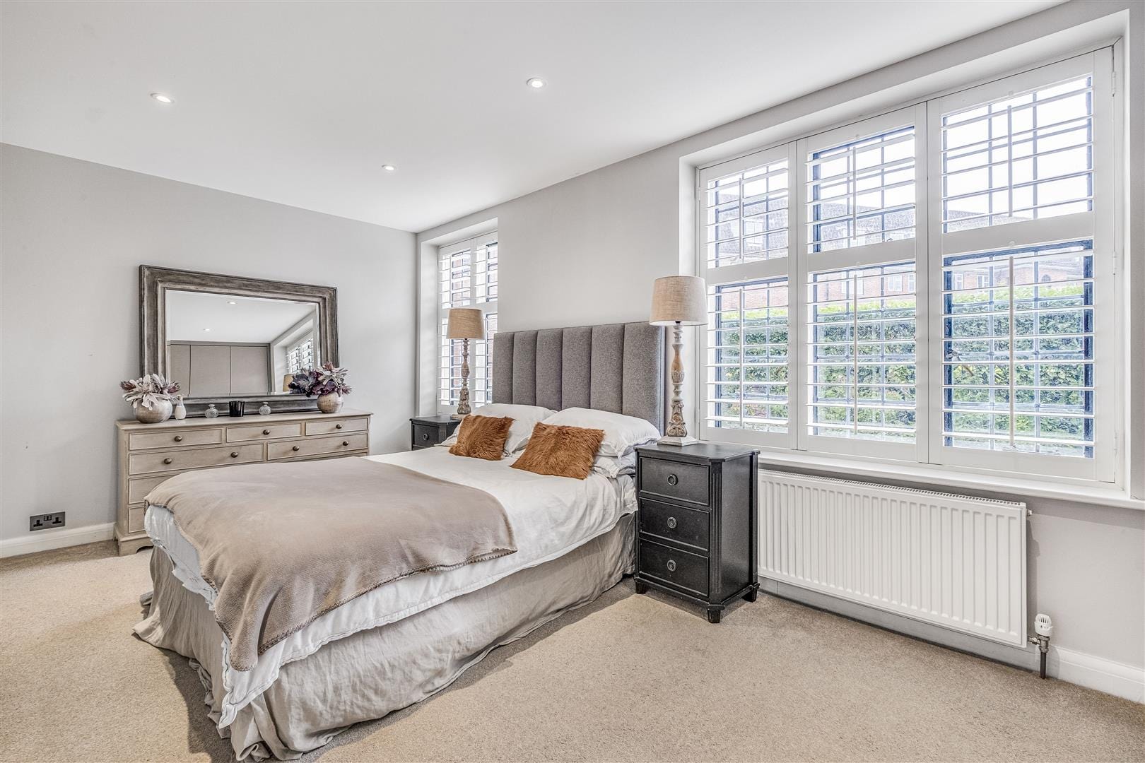 2 bedroom Flat Under Offer