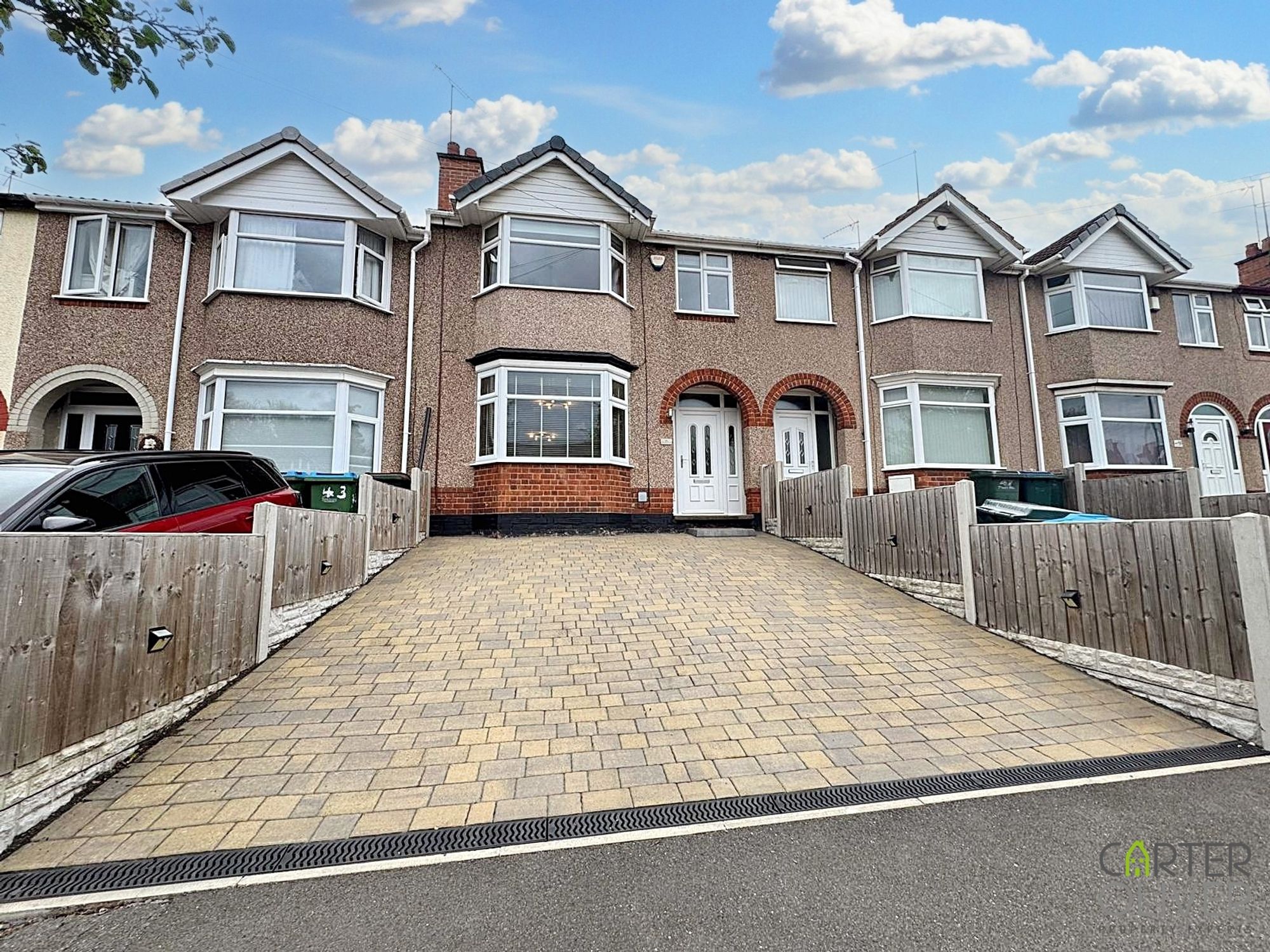 3 bedroom Terraced House Under Offer