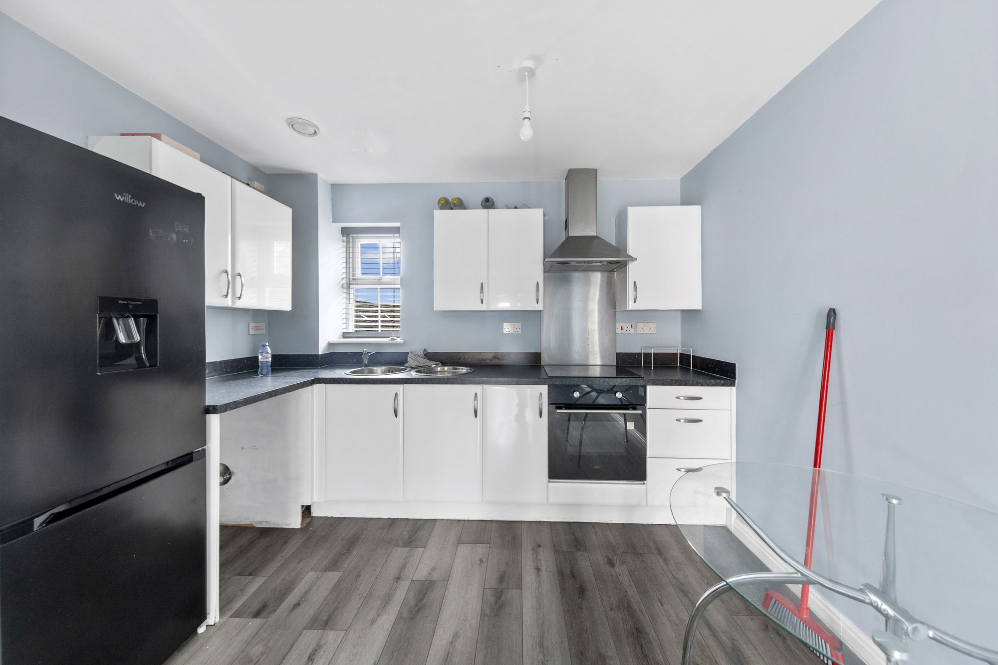 2 bedroom Flat share For Sale