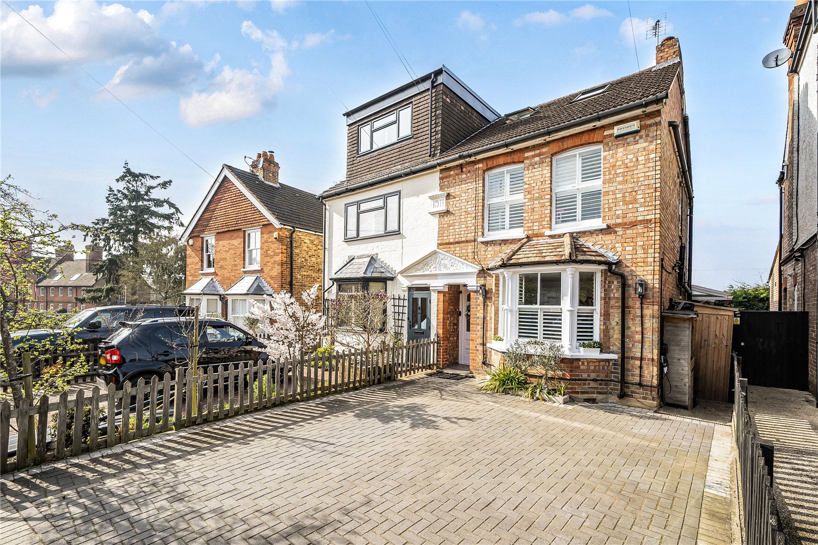 4 bedroom House (unspecified) Under Offer