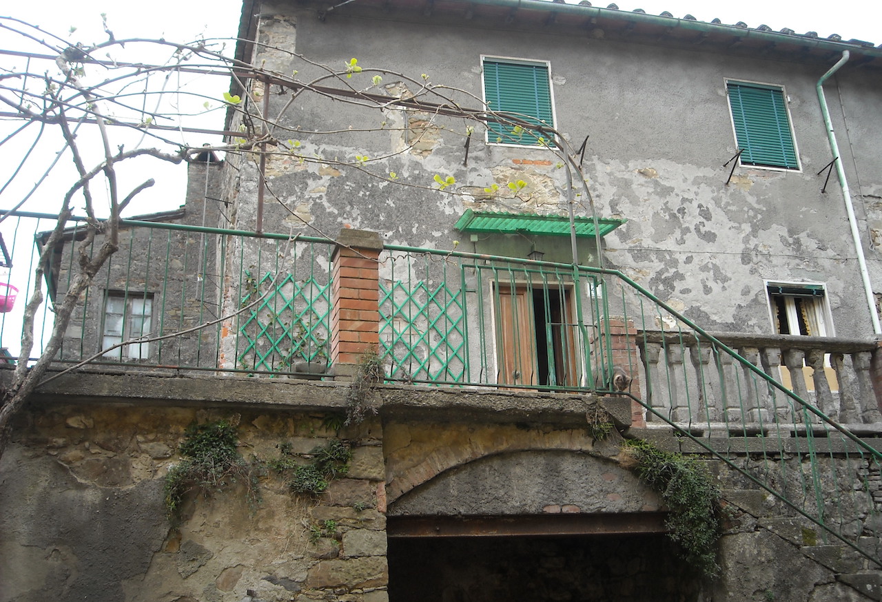 2 bedroom Property For Sale