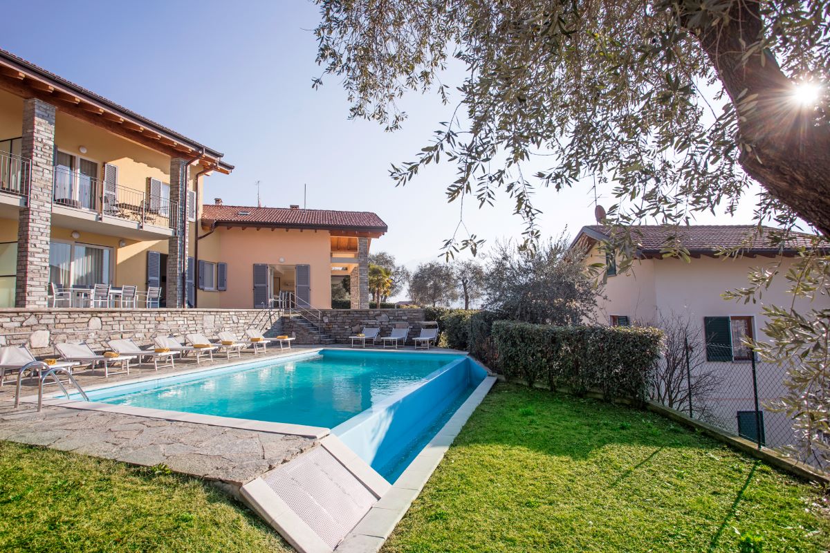 5 bedroom Villa For Sale
