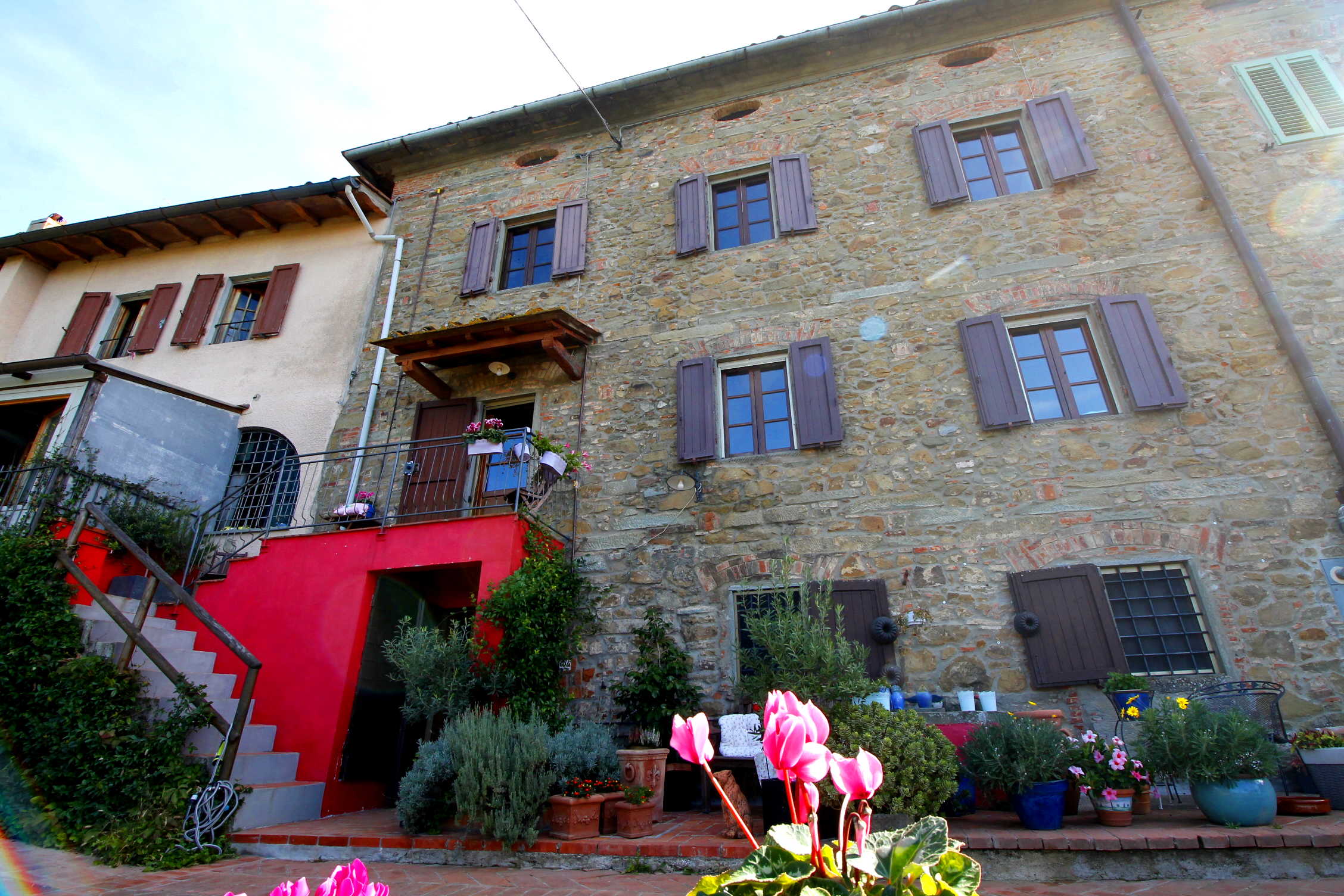 4 bedroom House (unspecified) For Sale