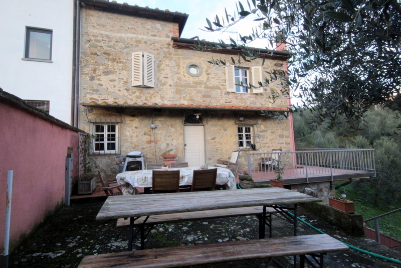 5 bedroom Property For Sale