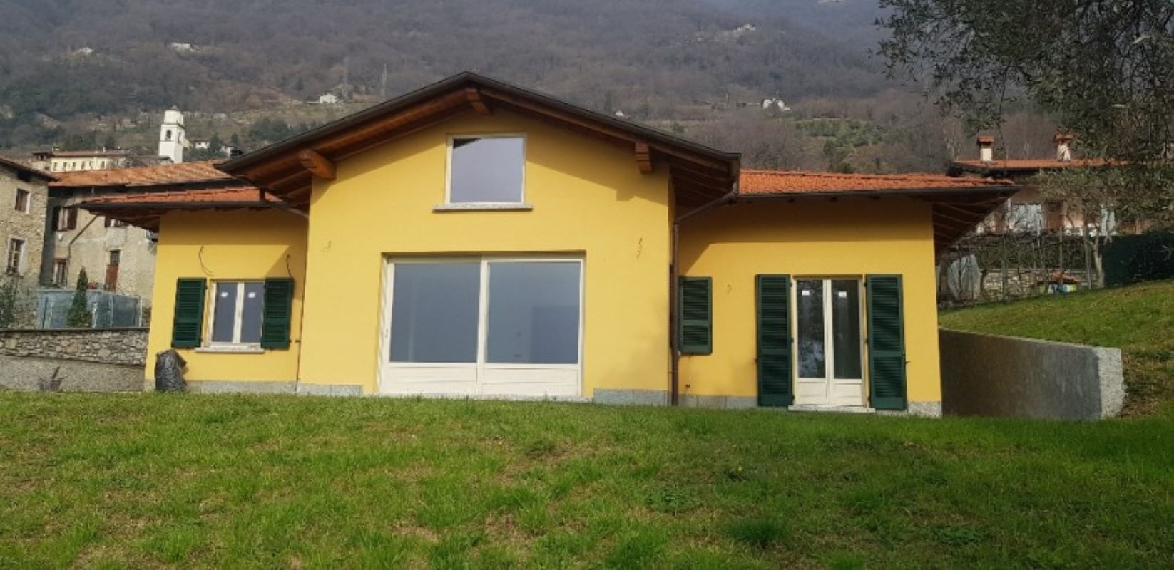 5 bedroom Villa For Sale