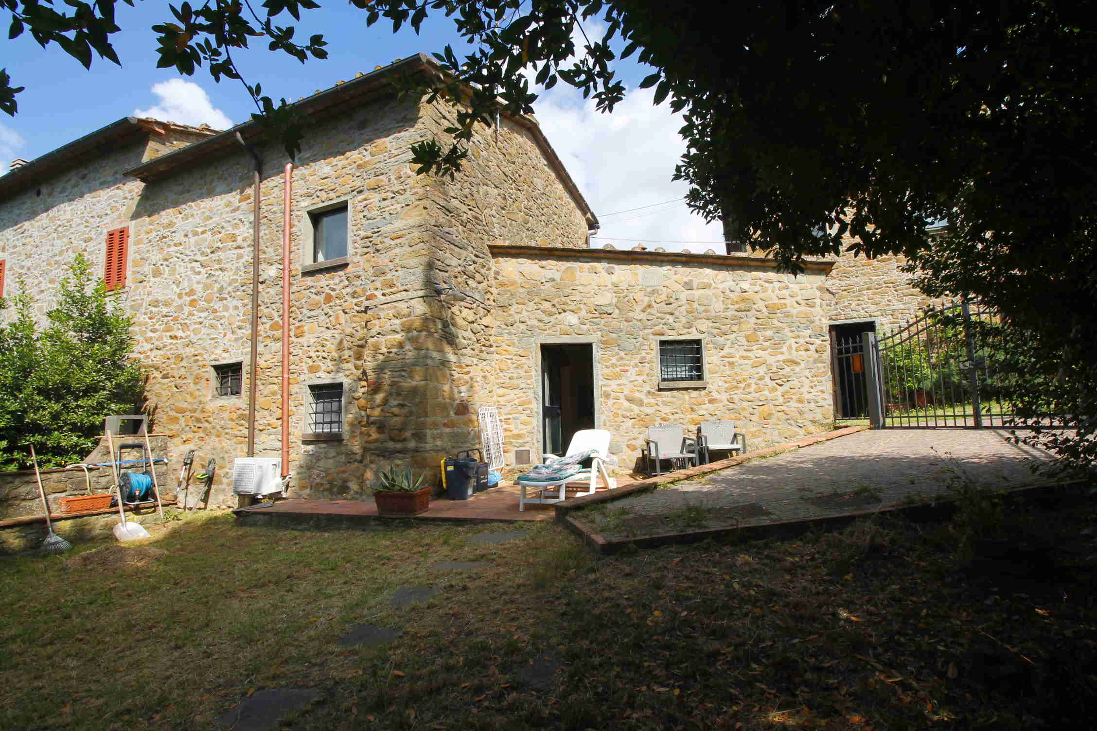 1 bedroom Property For Sale