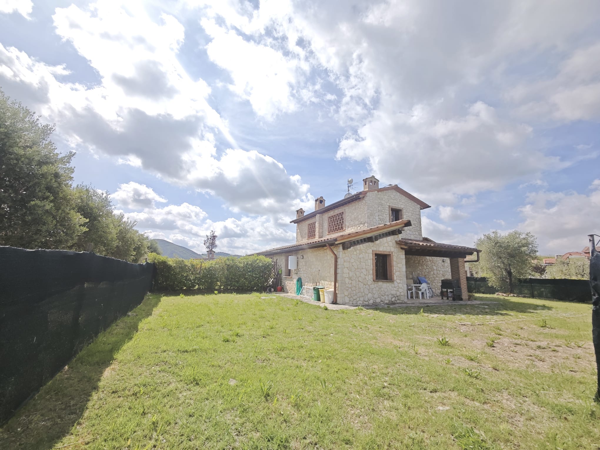 3 bedroom Property For Sale