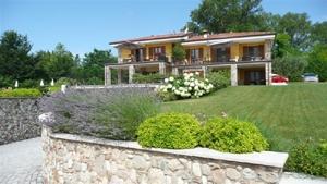 8 Bed Villa in Italy