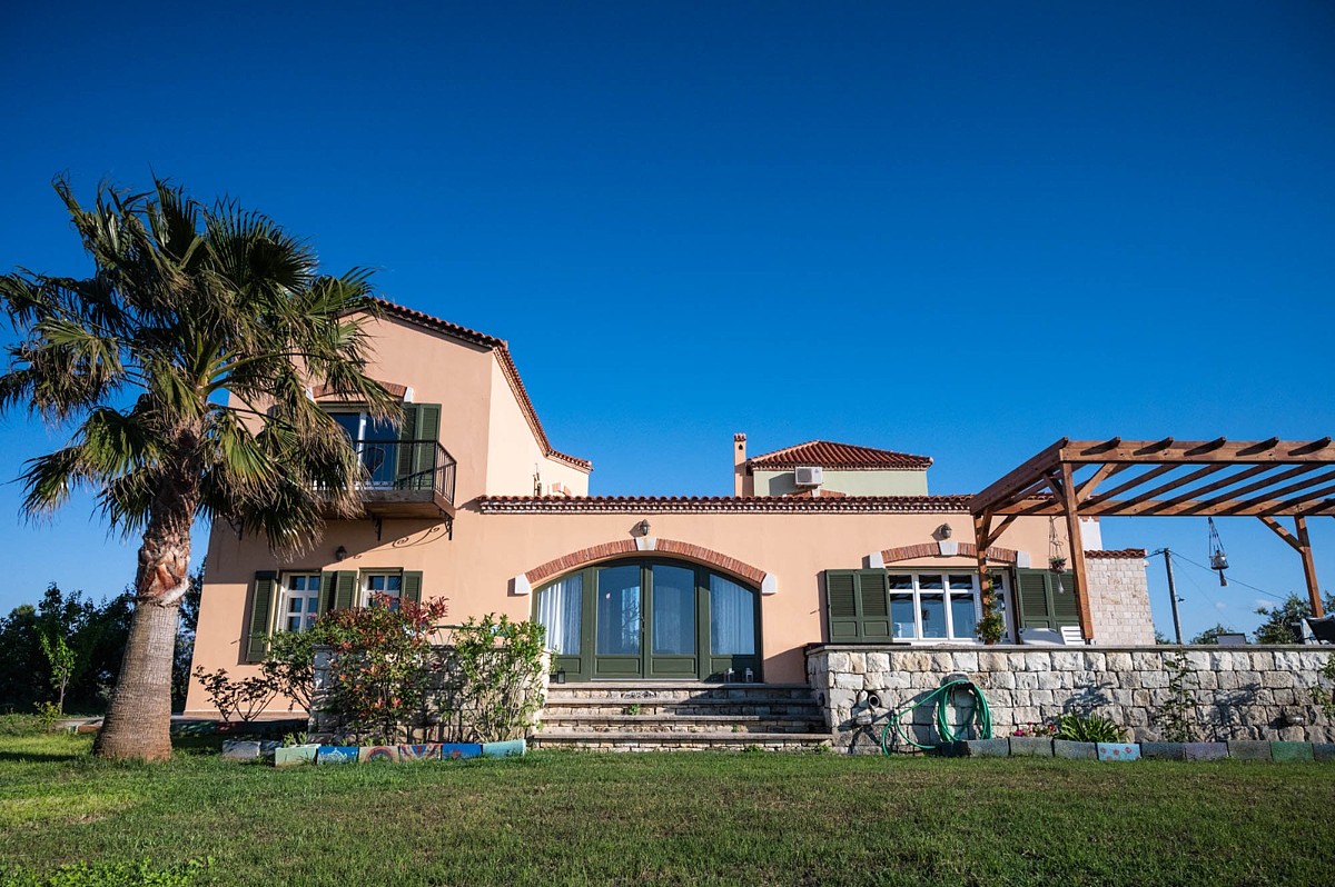 6 bedroom Villa For Sale