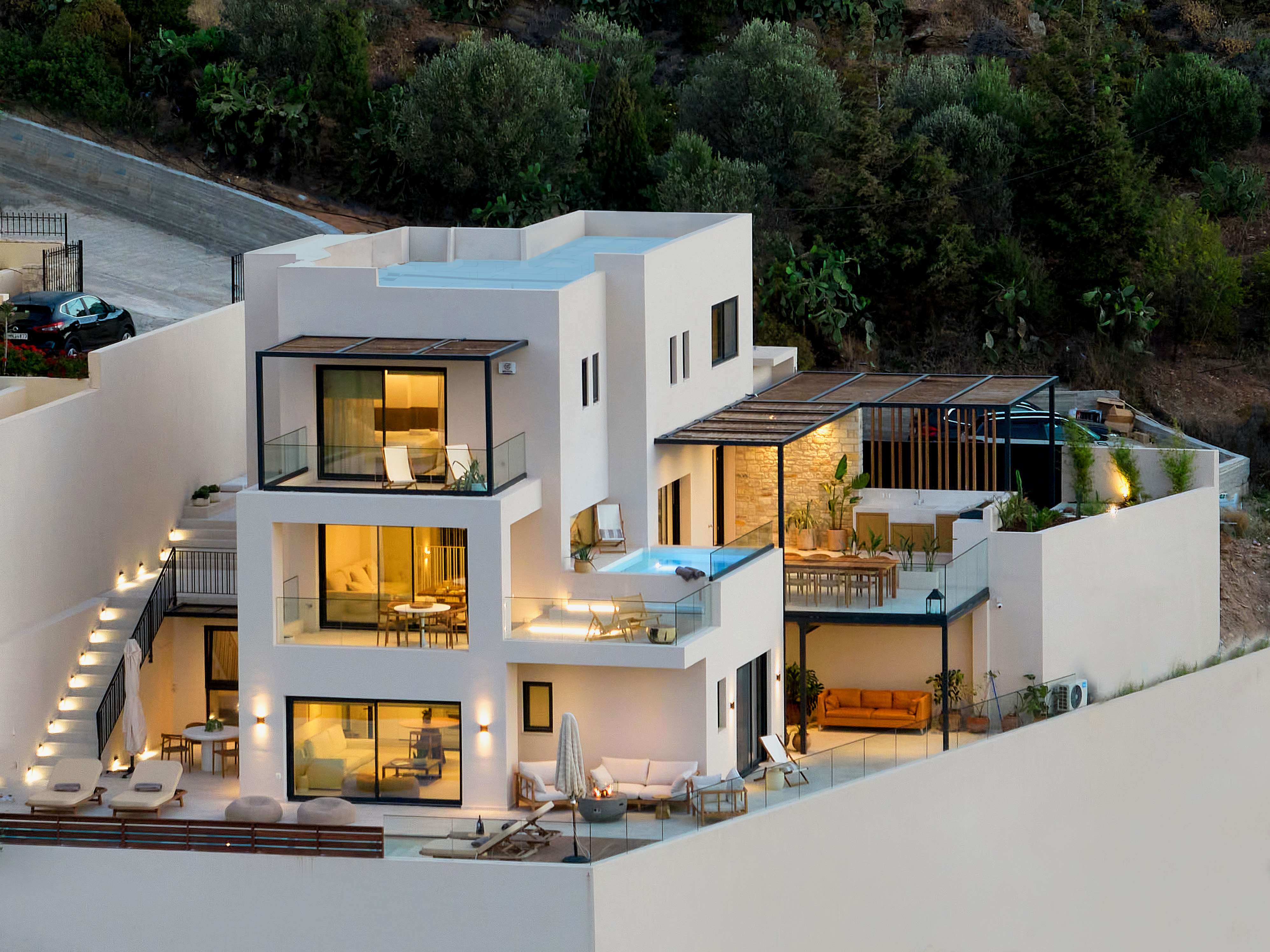 6 bedroom Villa For Sale