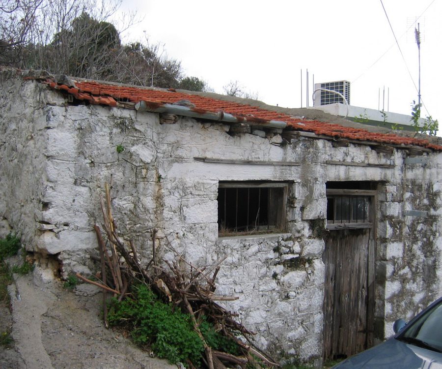2 bedroom House (unspecified) For Sale
