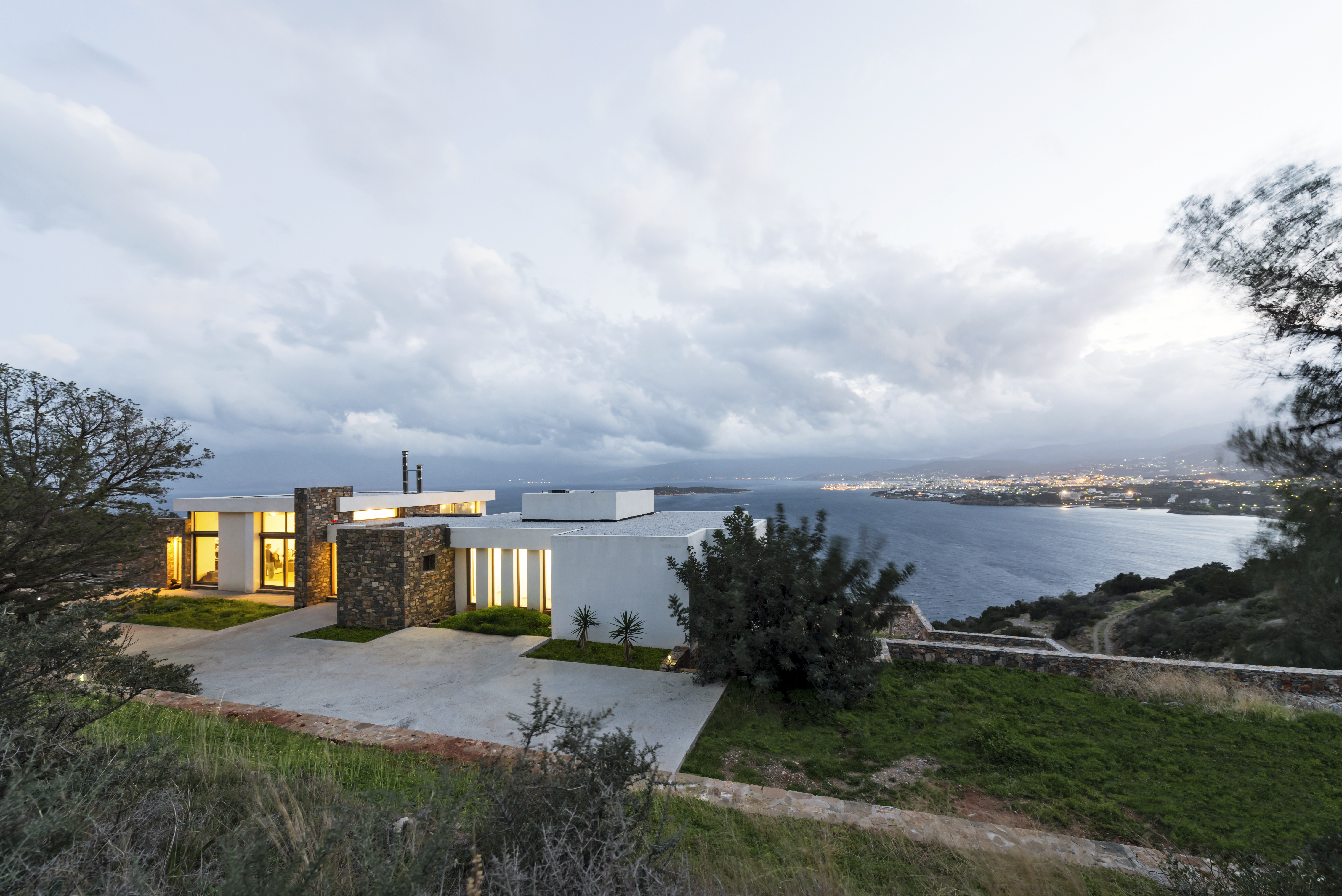 5 bedroom Villa For Sale