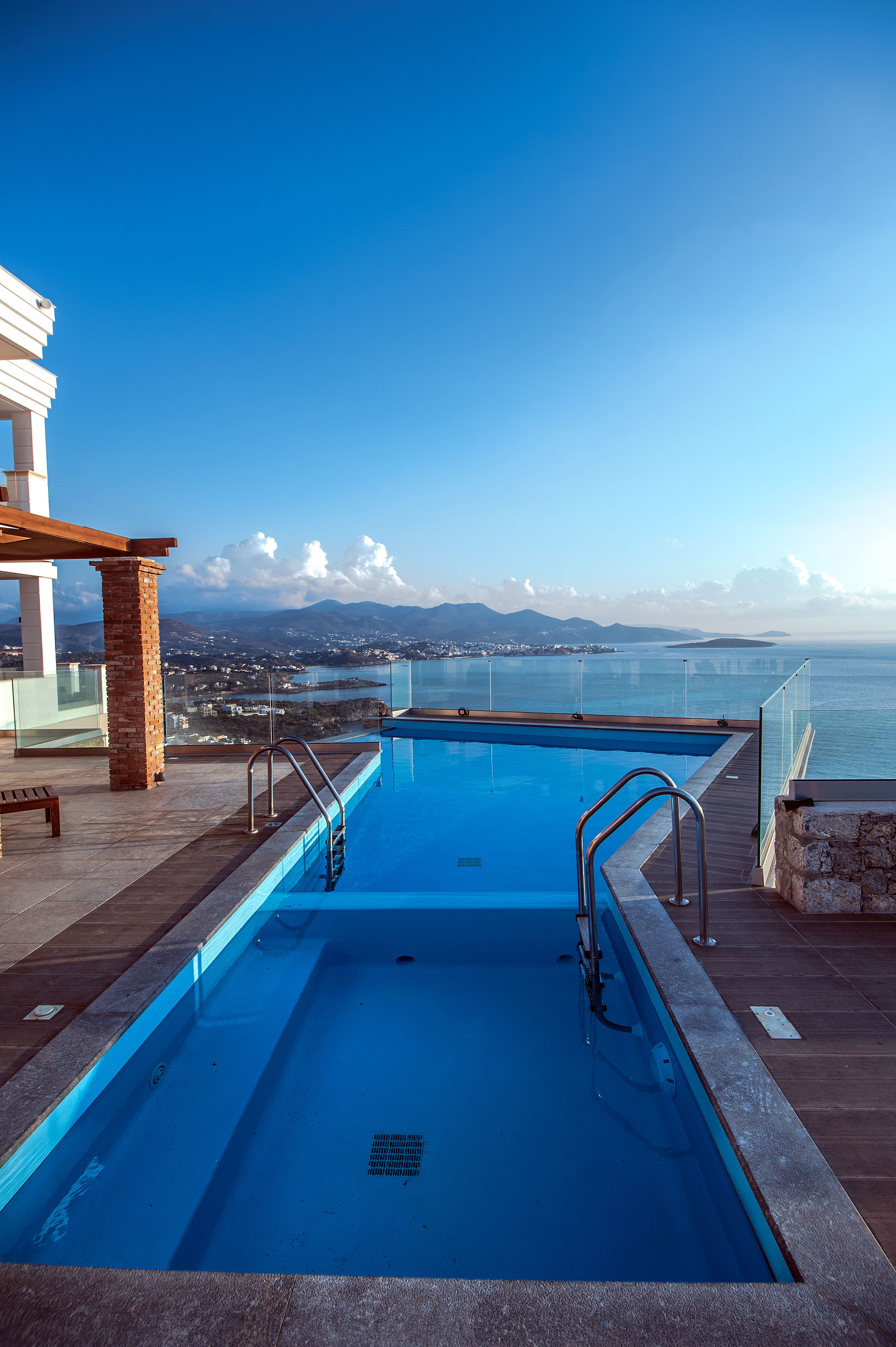 6 bedroom Villa For Sale