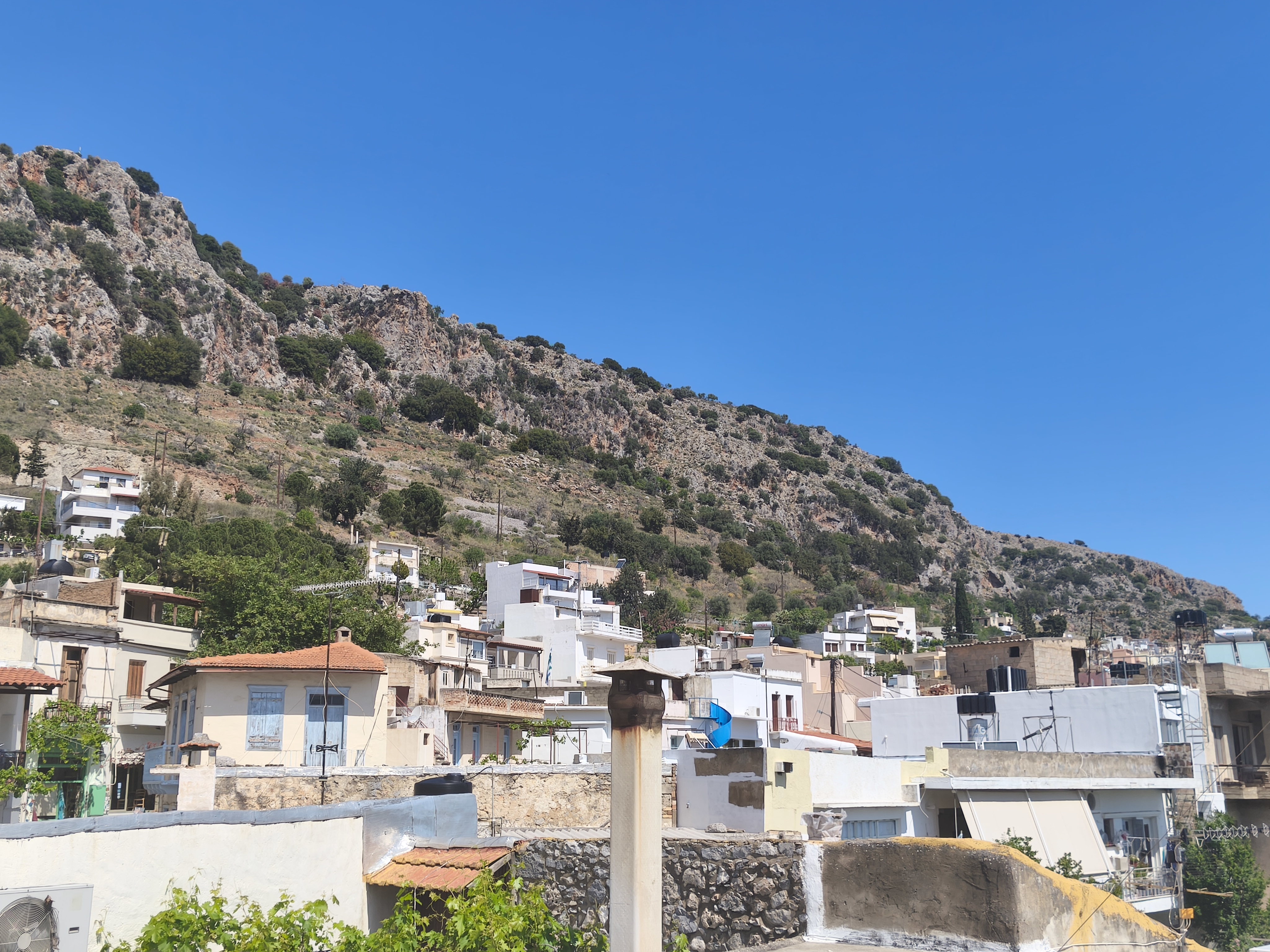 2 bedroom Village House For Sale