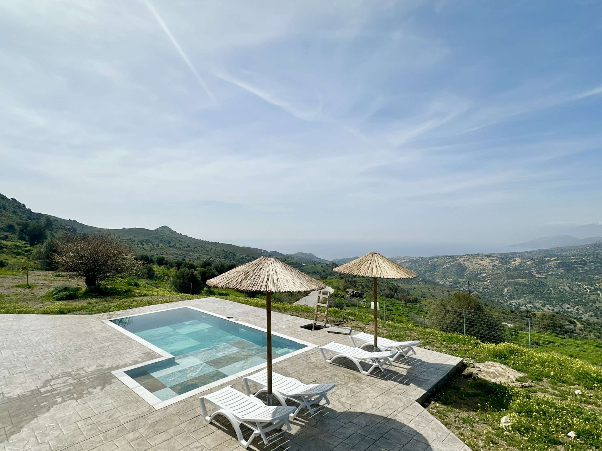 2 bedroom Villa For Sale
