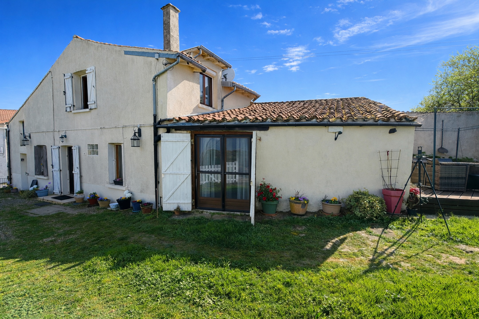 3 bedroom House (unspecified) For Sale