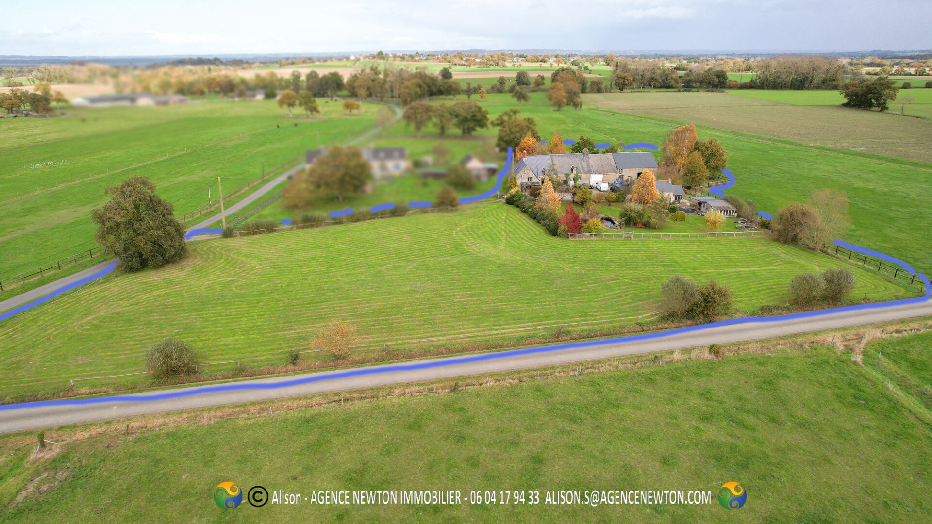 3 bedroom Plot For Sale