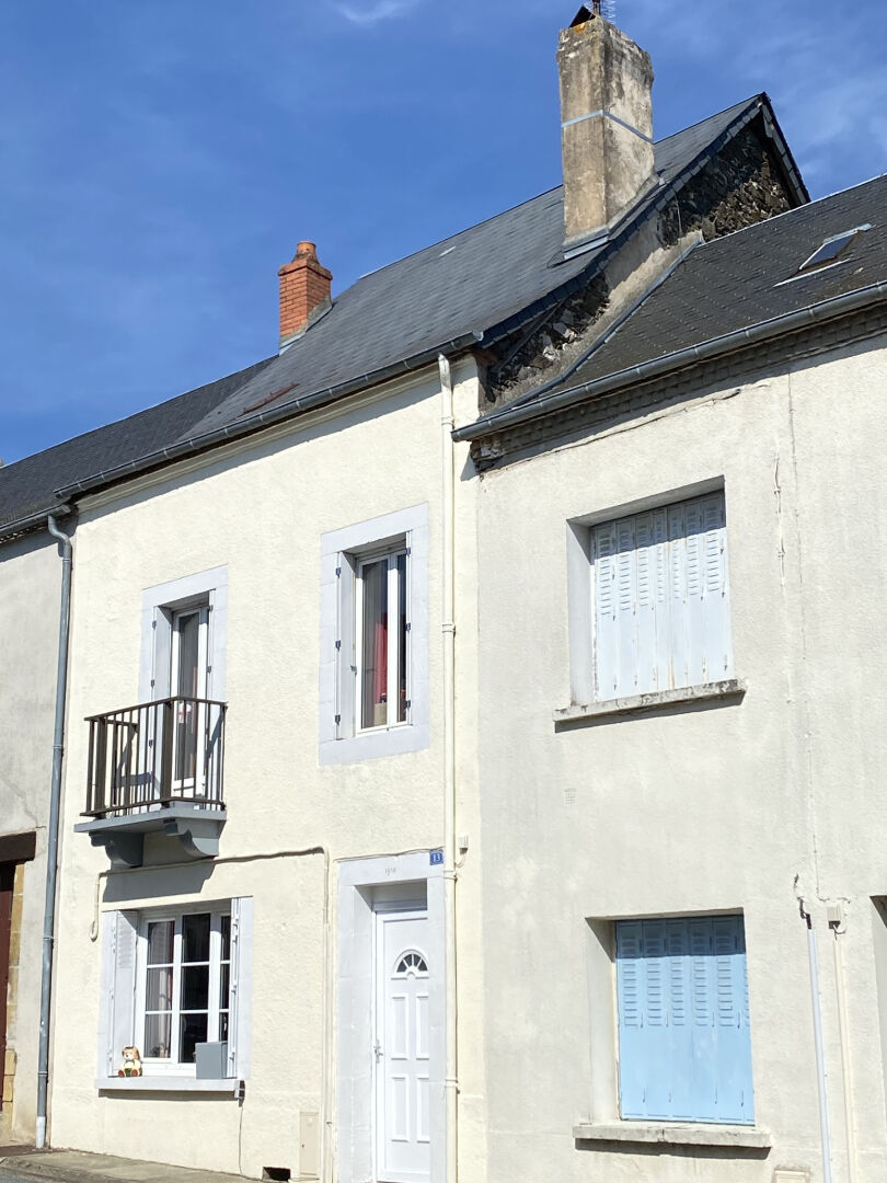 3 bedroom Town house For Sale