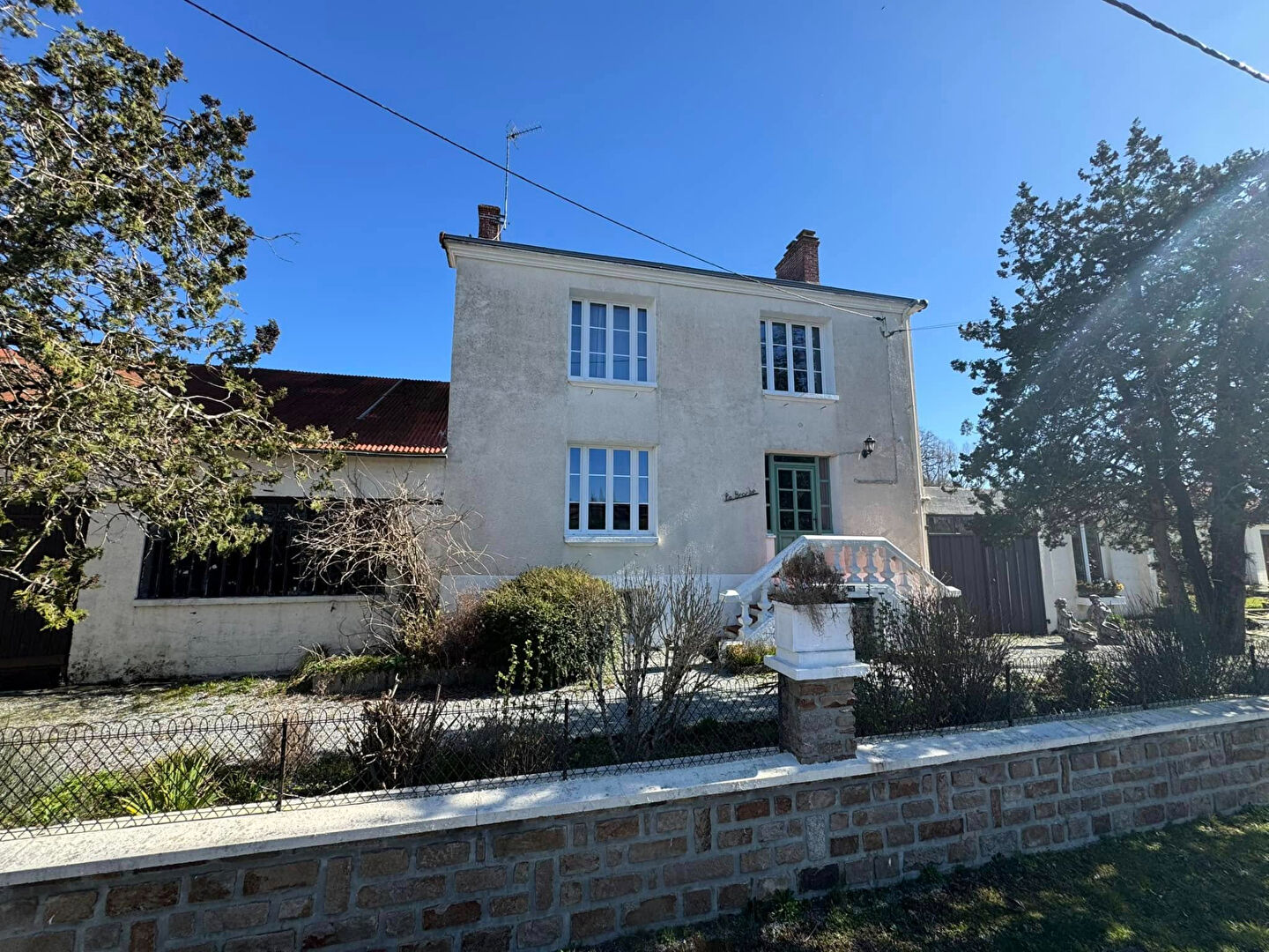 3 bedroom Village House For Sale