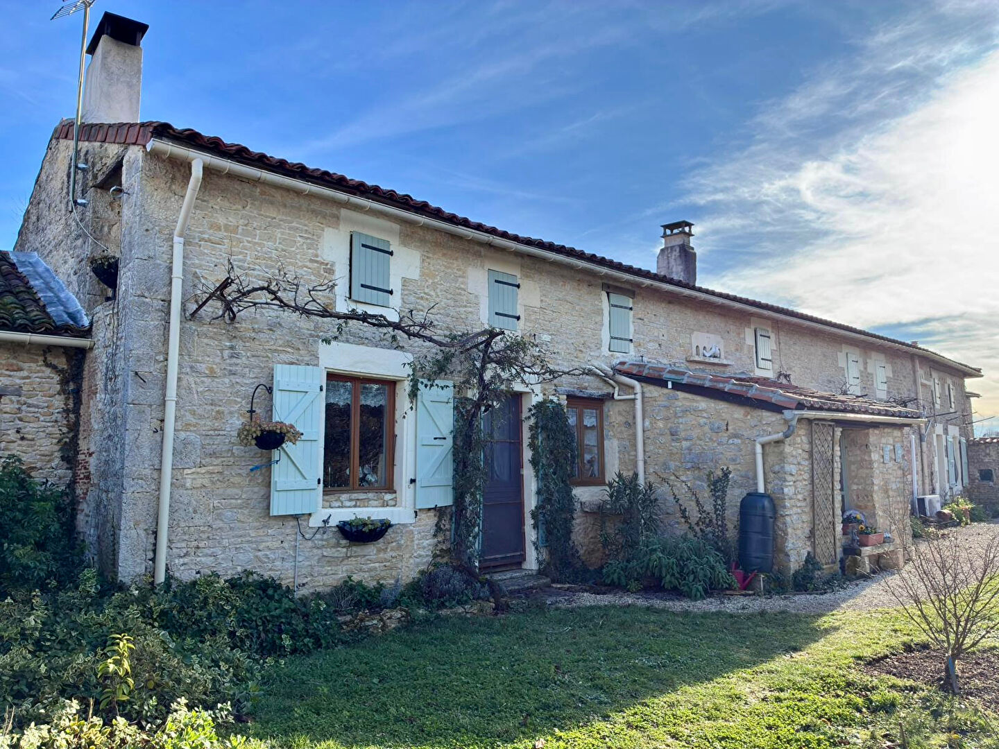 7 bedroom Barn For Sale