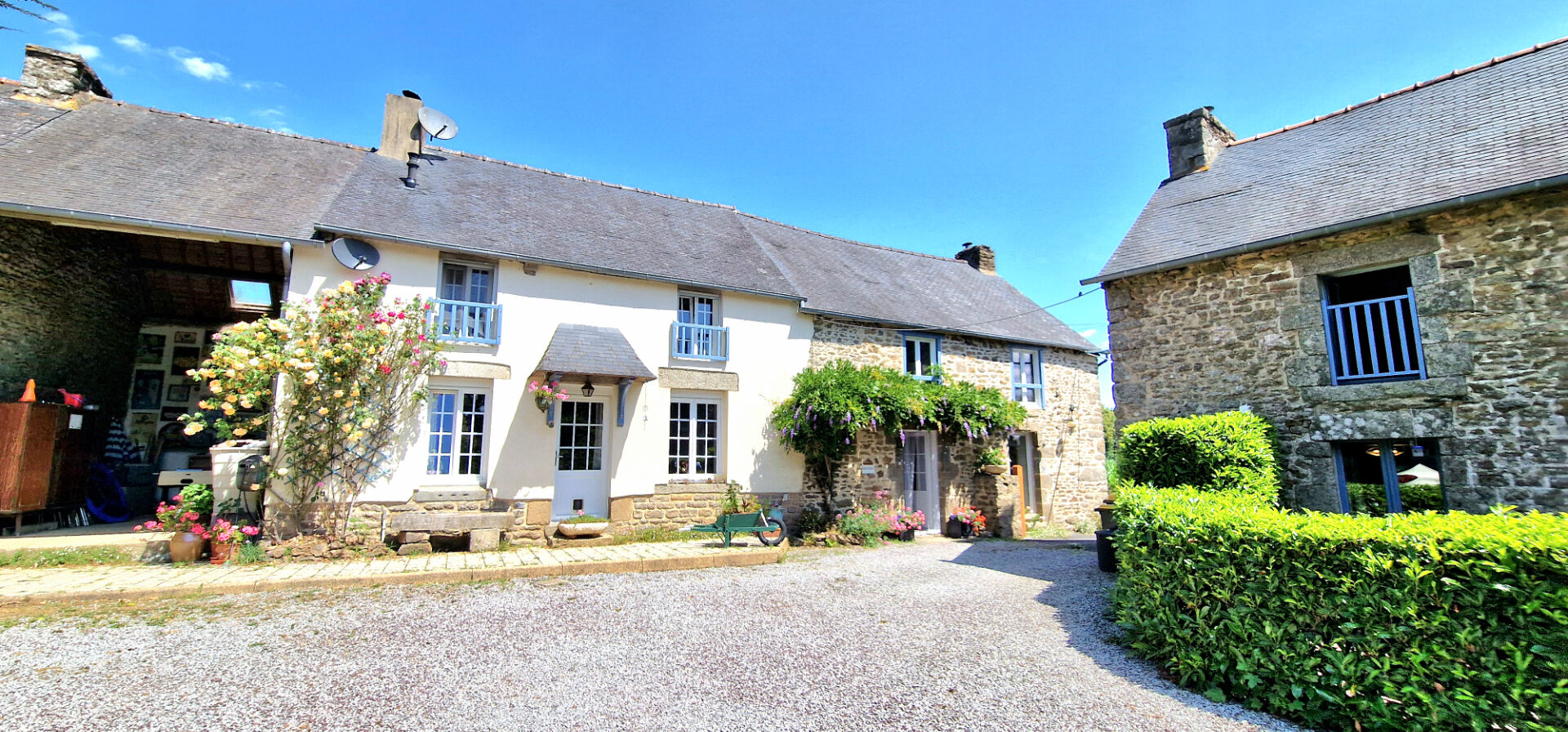 9 bedroom House (unspecified) For Sale