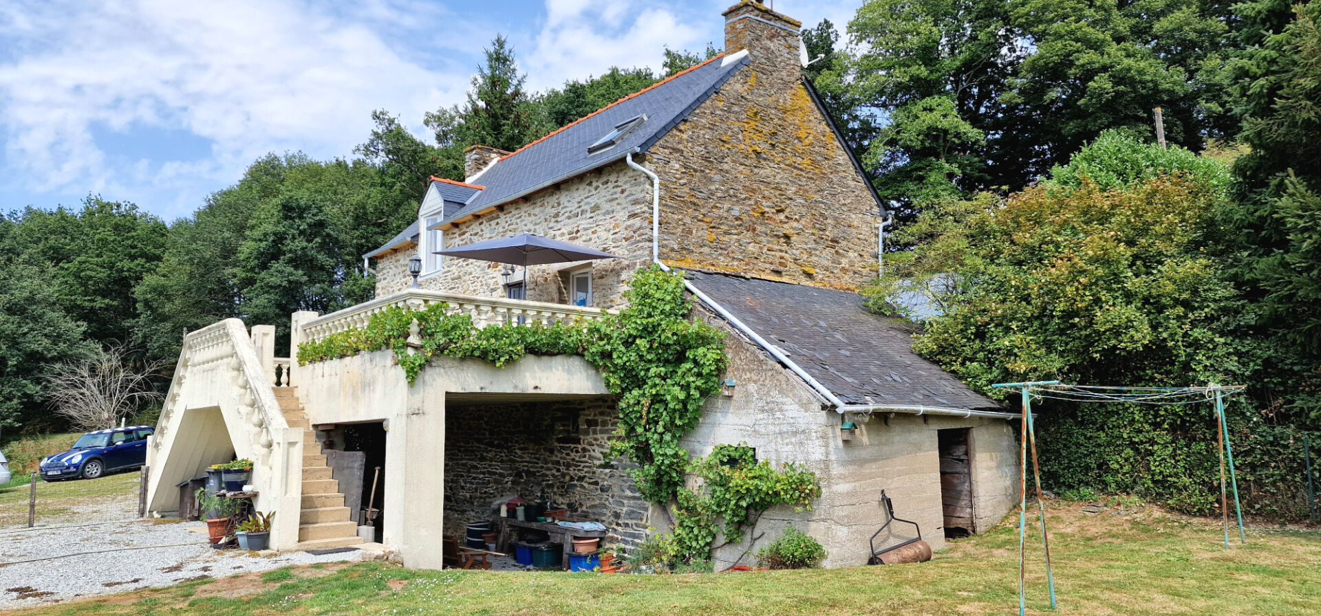 3 bedroom Cottage For Sale