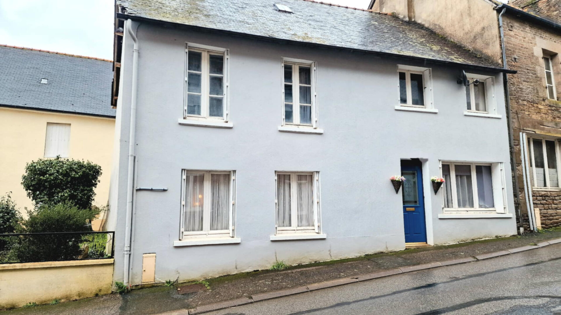 3 bedroom Town house For Sale
