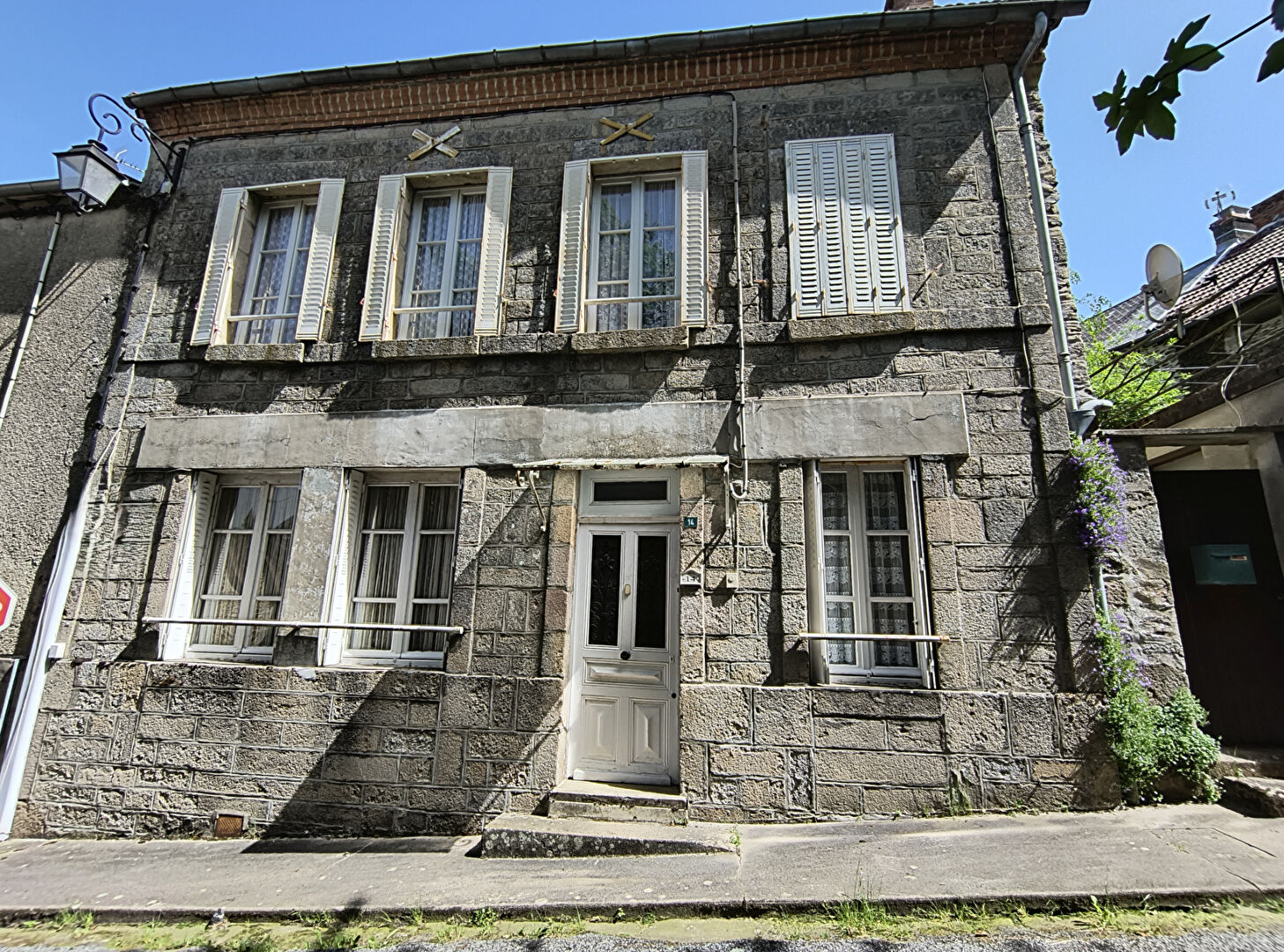 4 bedroom House (unspecified) For Sale