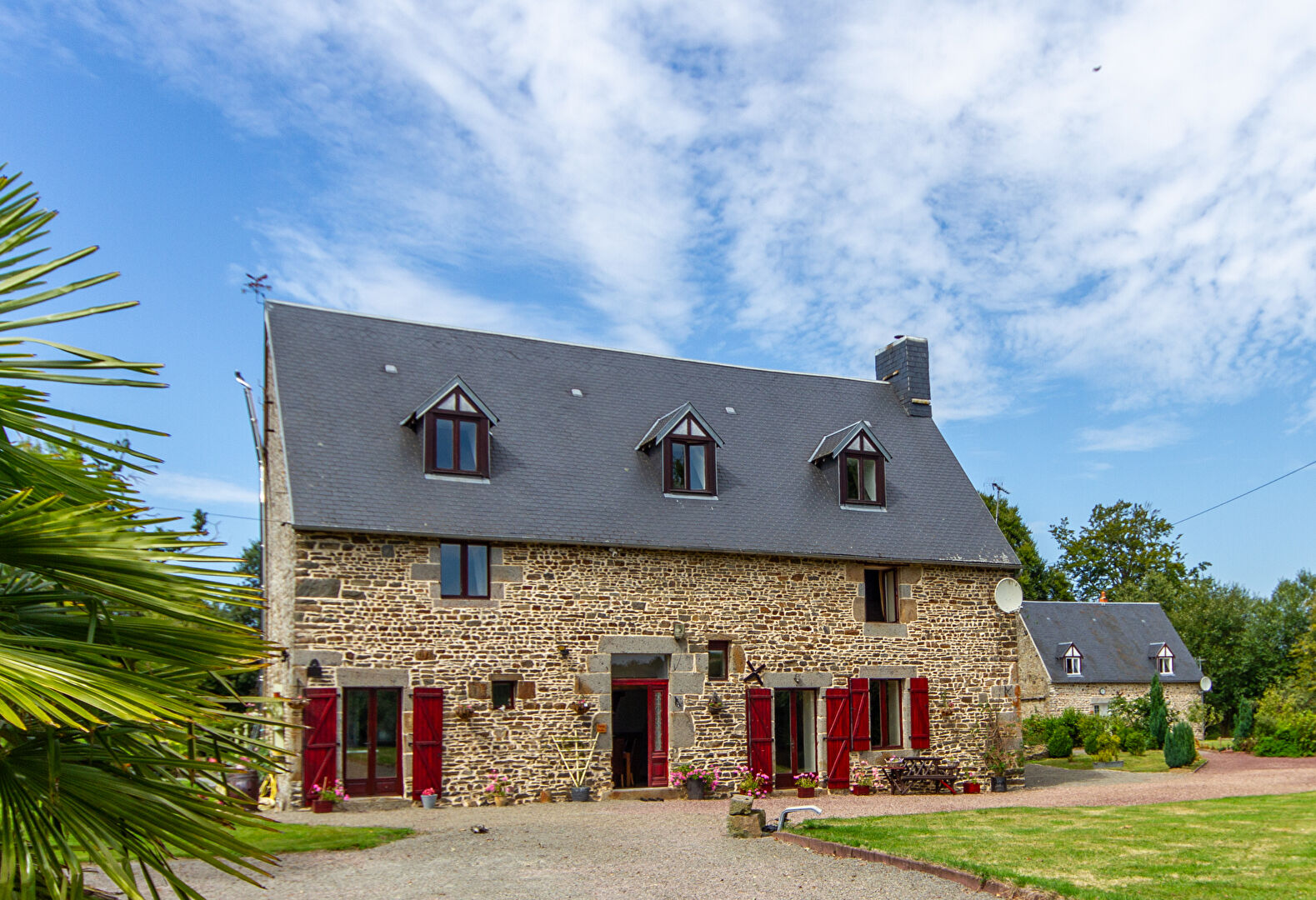 8 bedroom Gite For Sale