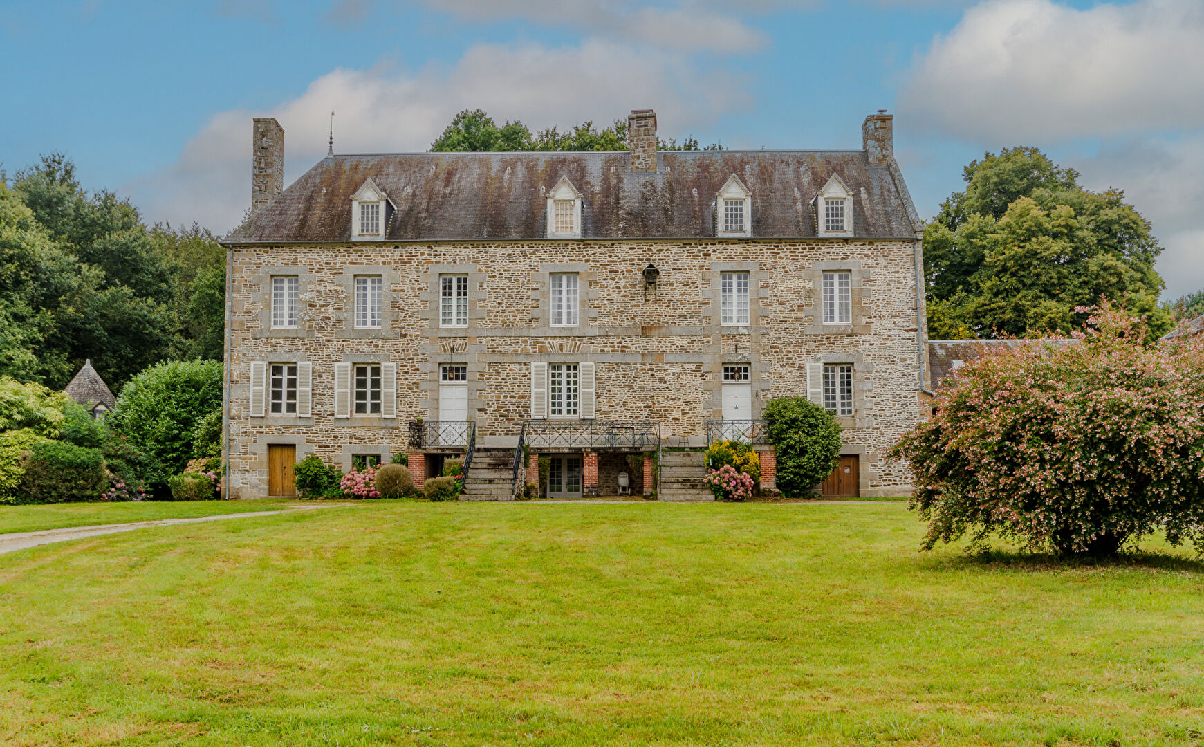 7 bedroom Castle For Sale