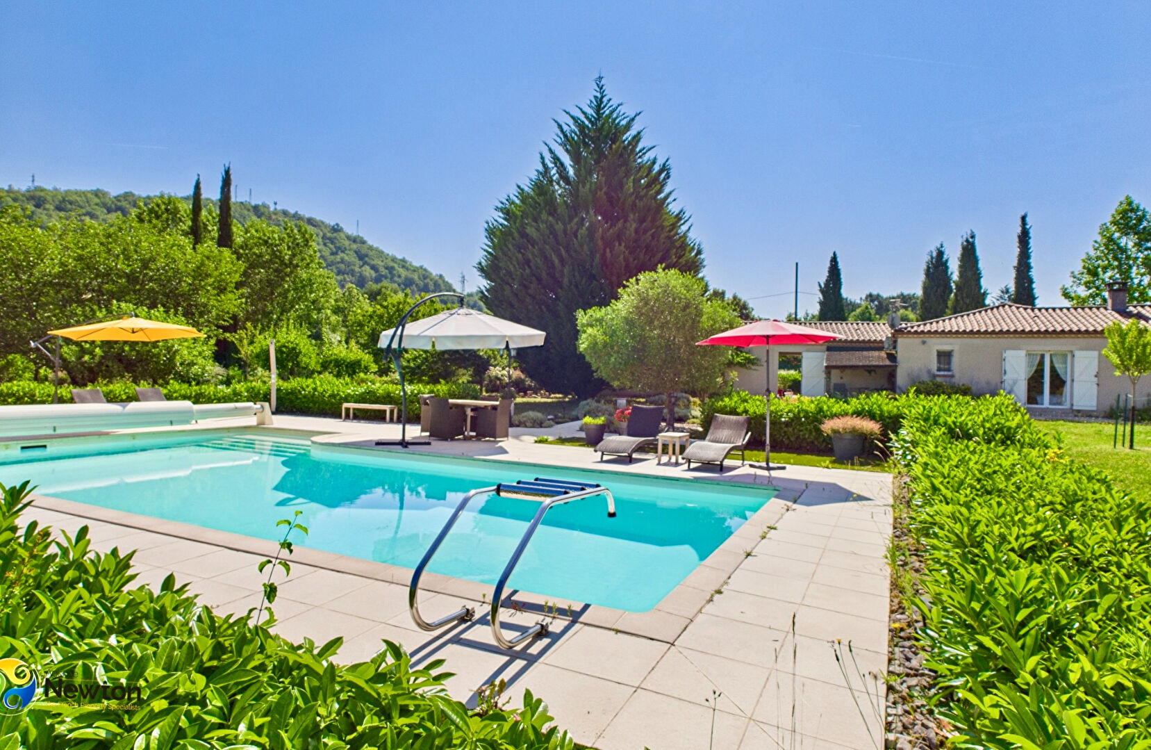 4 bedroom House (unspecified) For Sale