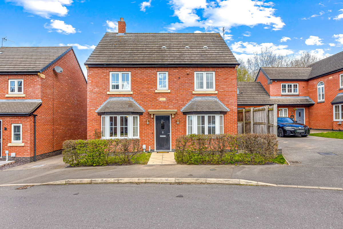 4 bedroom Detached house For Sale