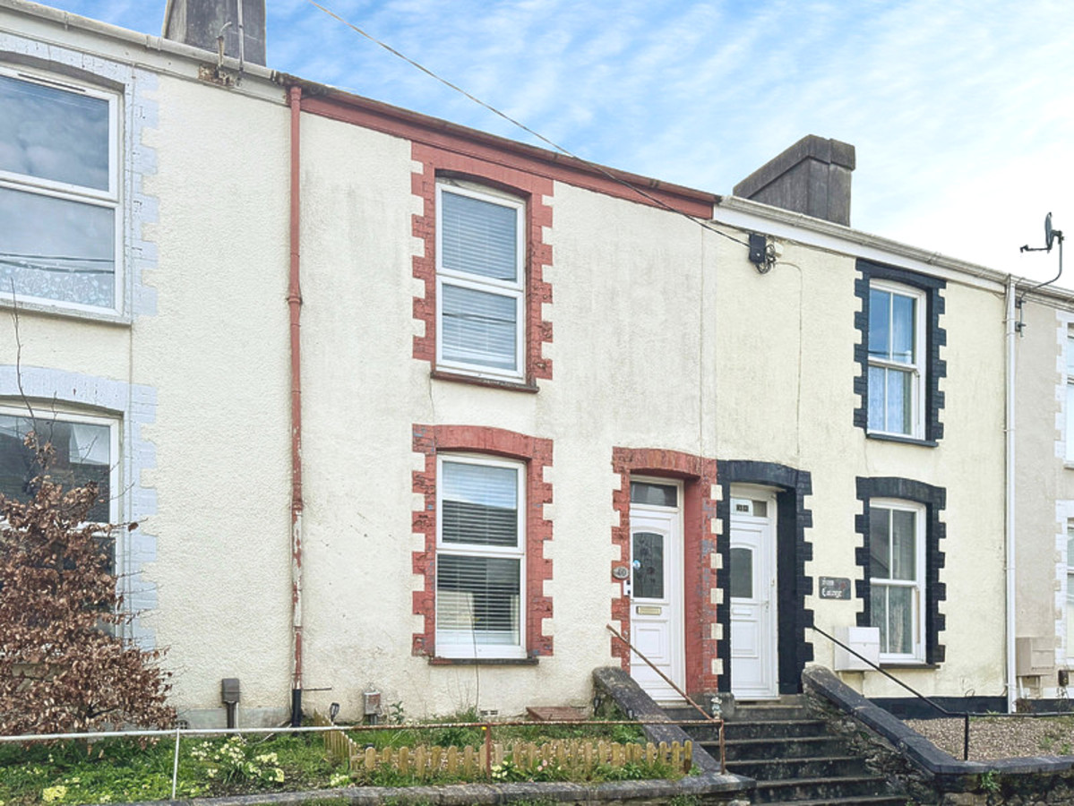 2 bedroom House (unspecified) For Sale
