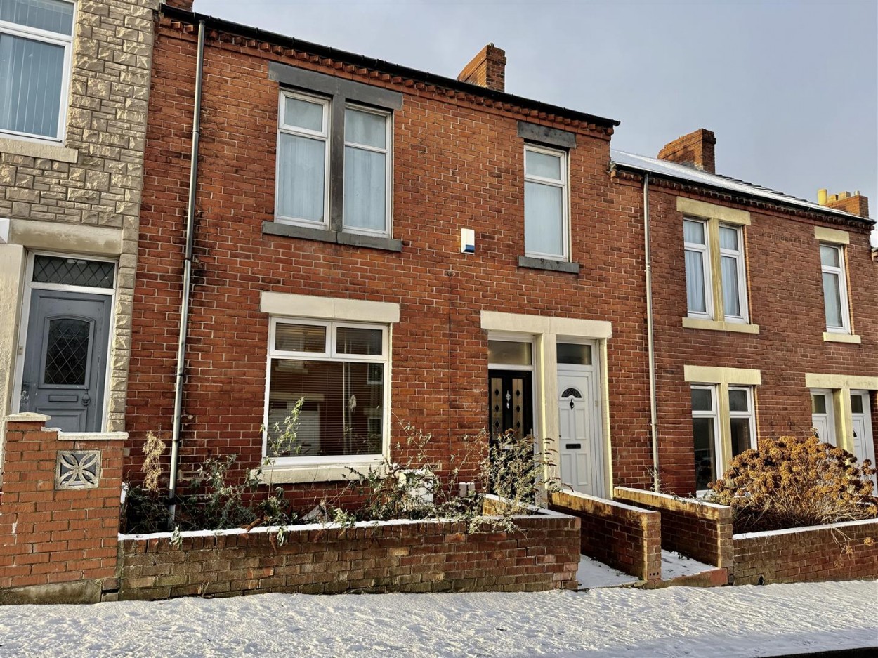 2 bedroom Apartment Under Offer