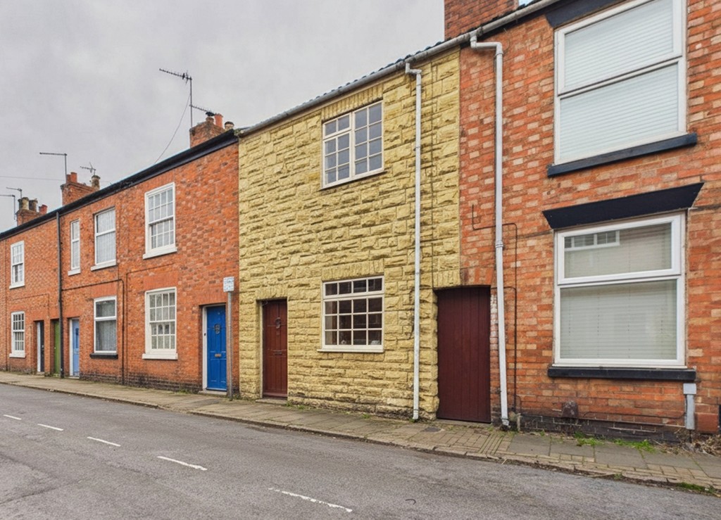 2 bedroom  For Sale