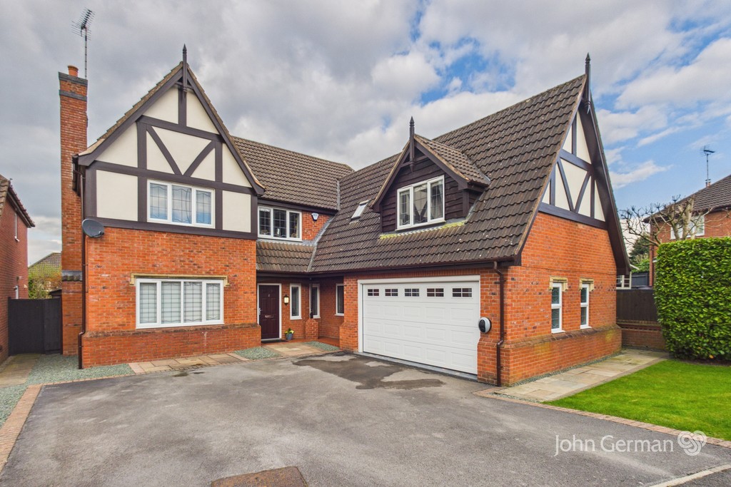 5 bedroom Detached house For Sale