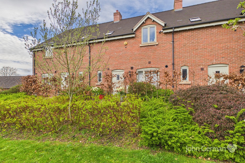 3 bedroom Mews house For Sale