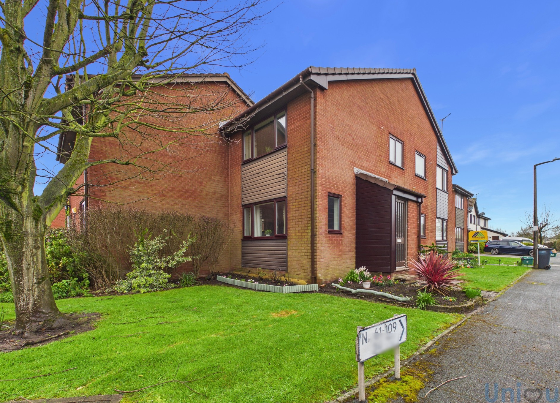 1 bedroom Mews house For Sale
