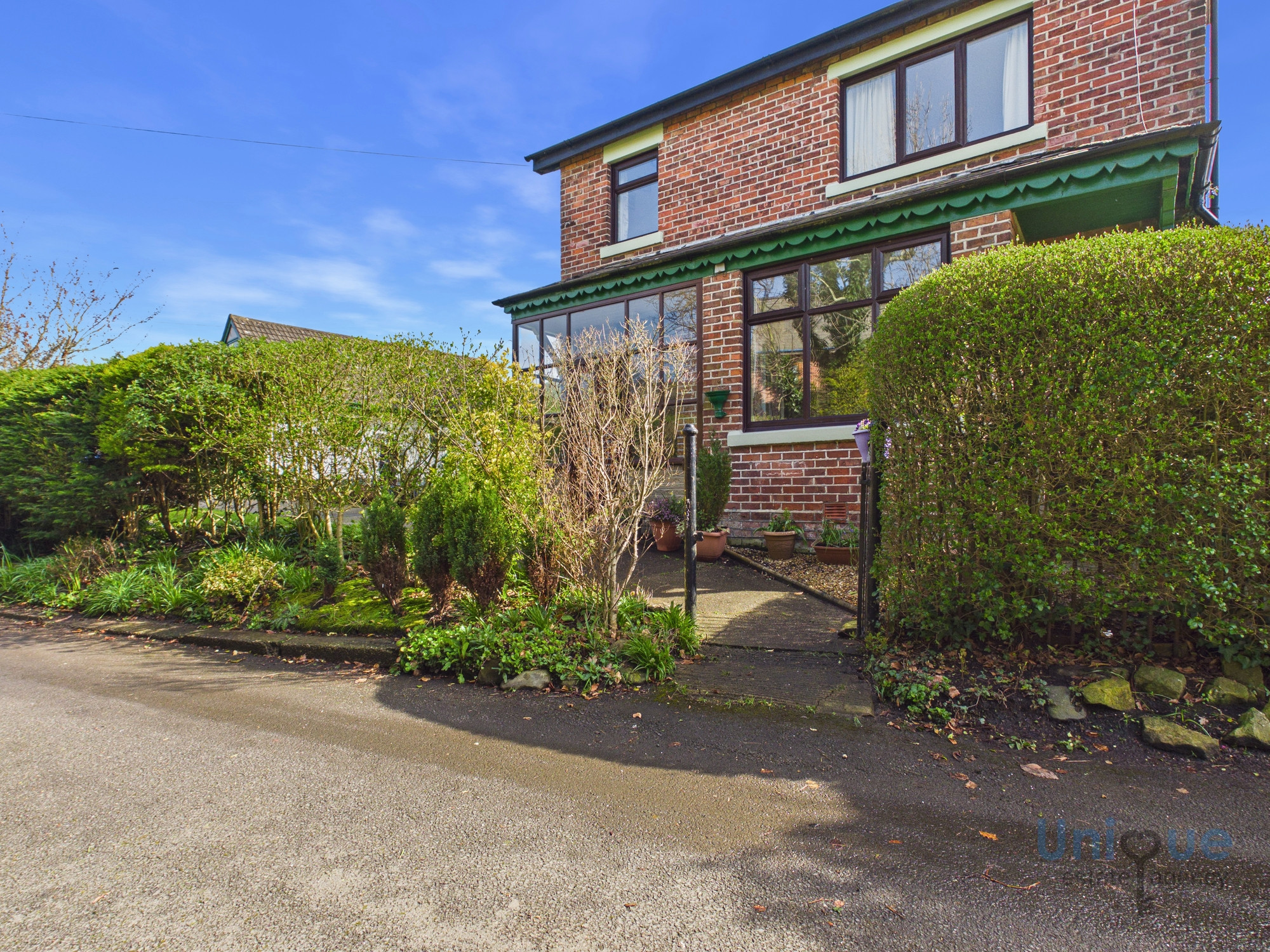 4 bedroom Link detached house For Sale