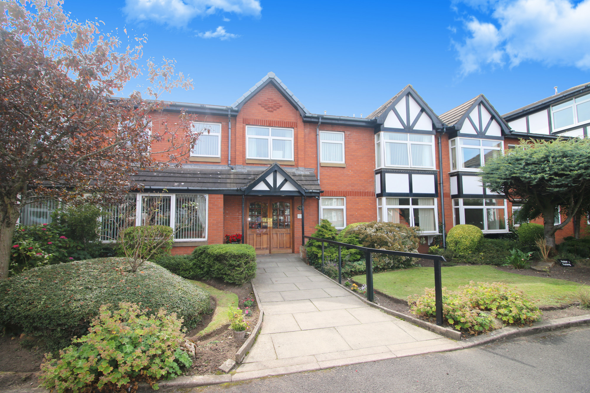 2 bedroom Flat share For Sale