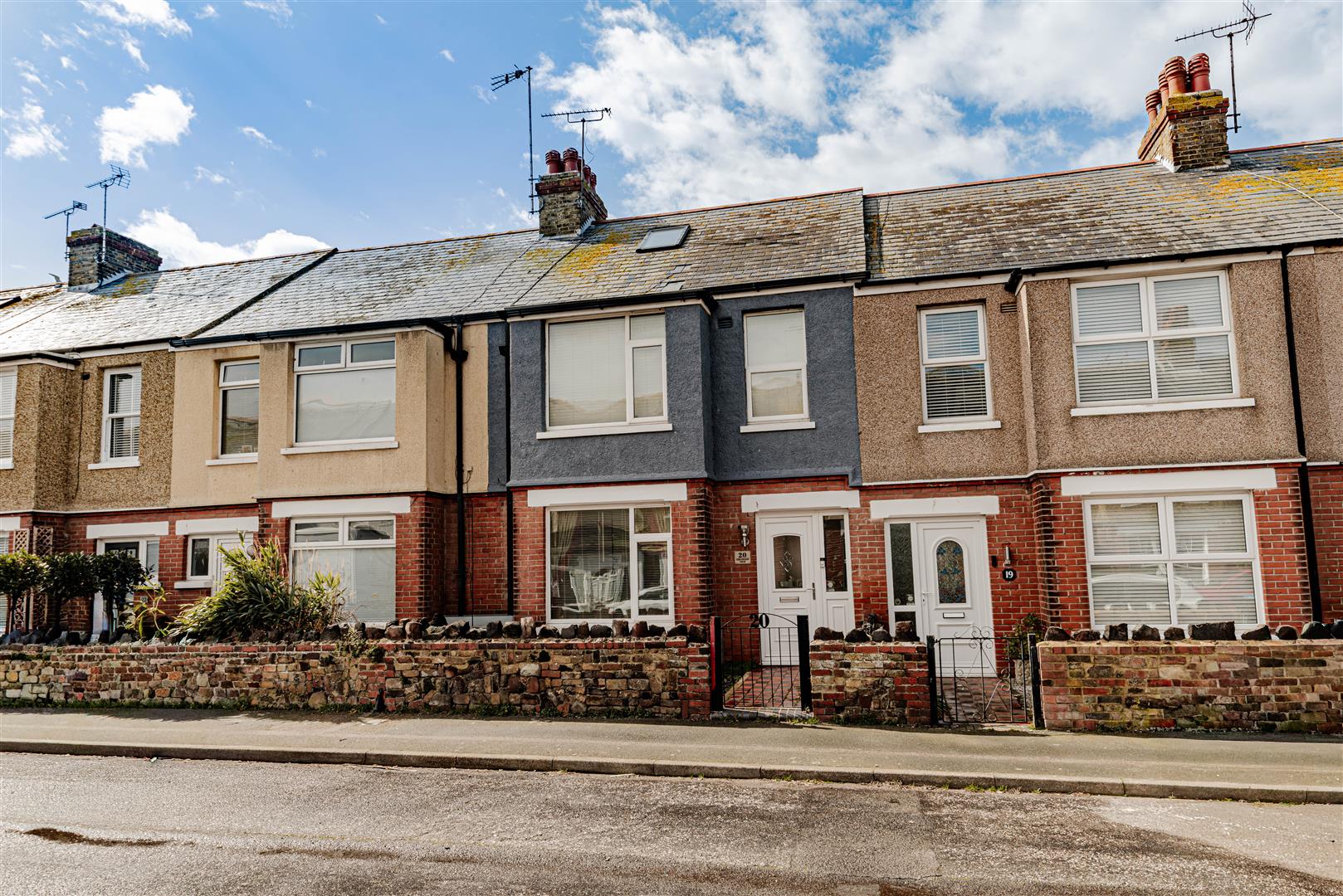 4 bedroom Terraced House Under Offer