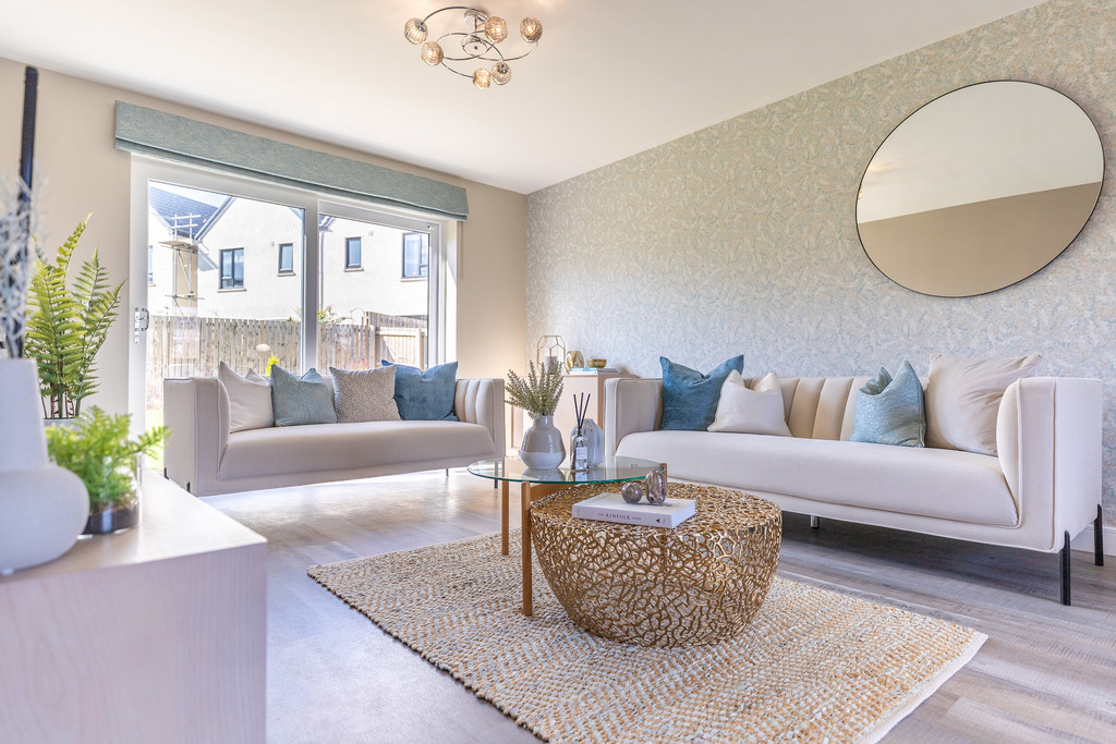 3 bedroom Link detached house For Sale