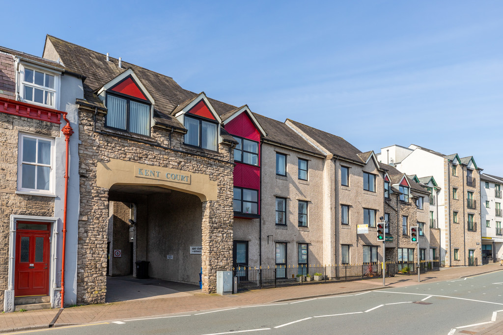 1 bedroom Block of Apartments For Sale
