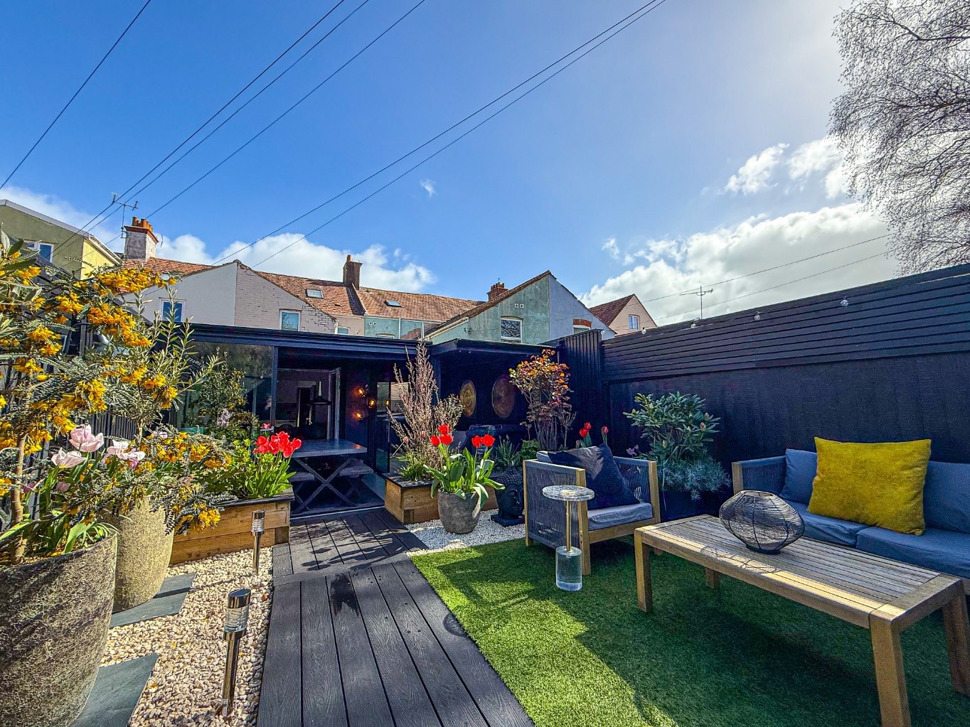 1 bedroom Apartment Under Offer
